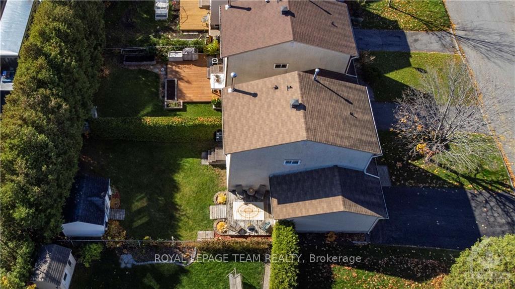 Photo 14 of 368 Duval Lane, Ottawa, Queenswood Heights South — HOMEH