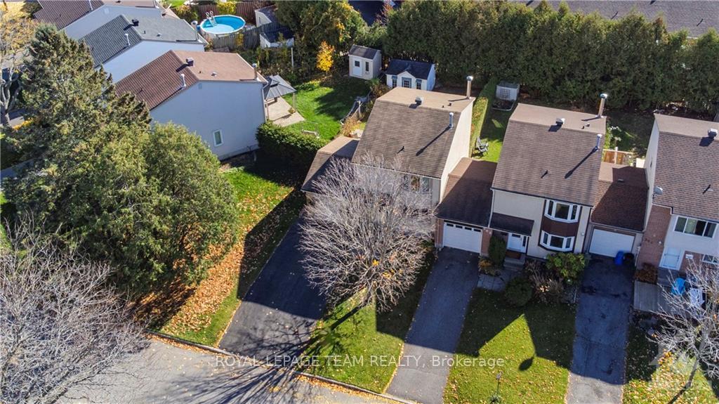 Photo 17 of 368 Duval Lane, Ottawa, Queenswood Heights South — HOMEH