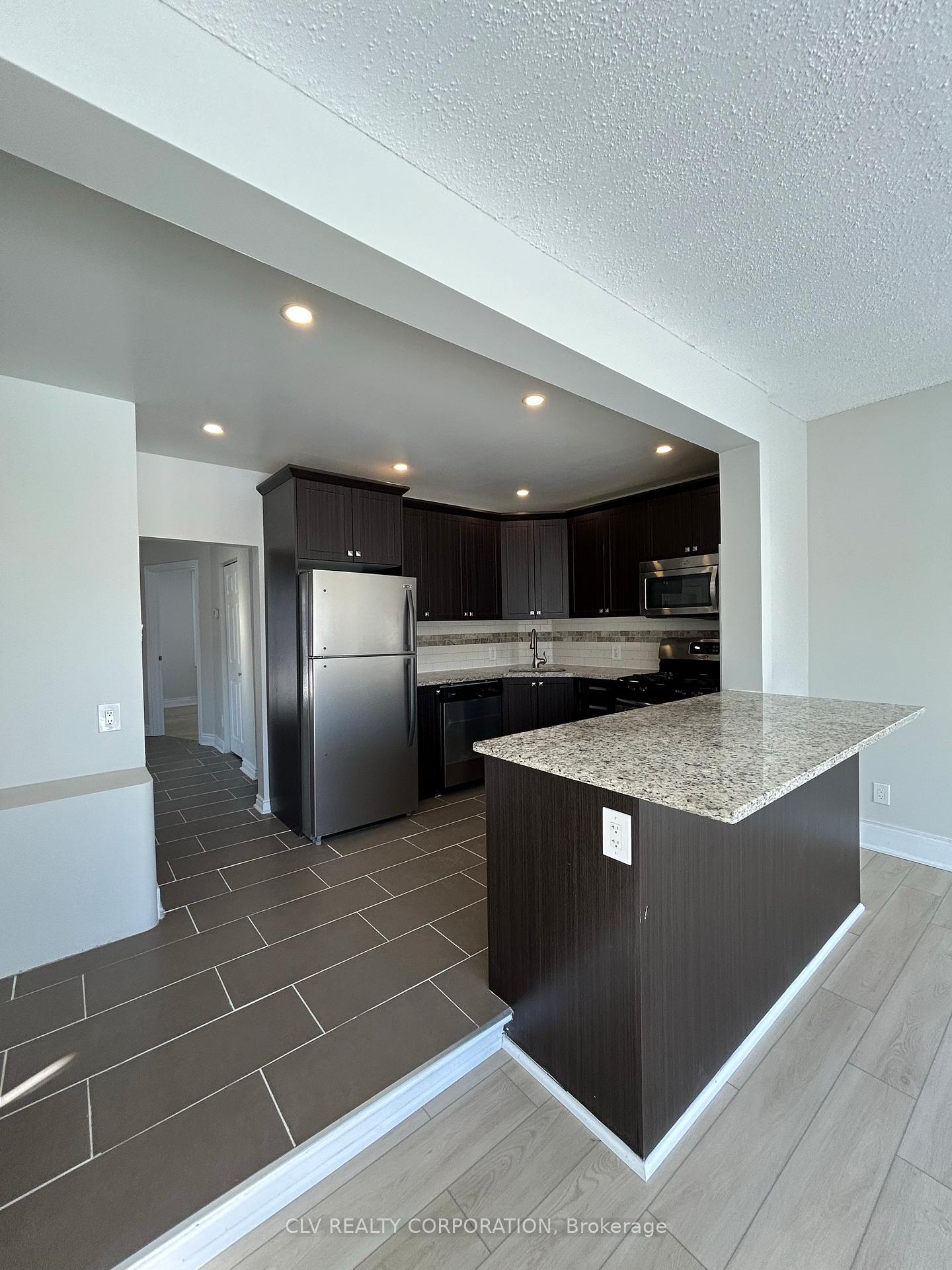 Photo 12 of 2778 Rowatt Street, Ottawa, Britannia — HOMEH