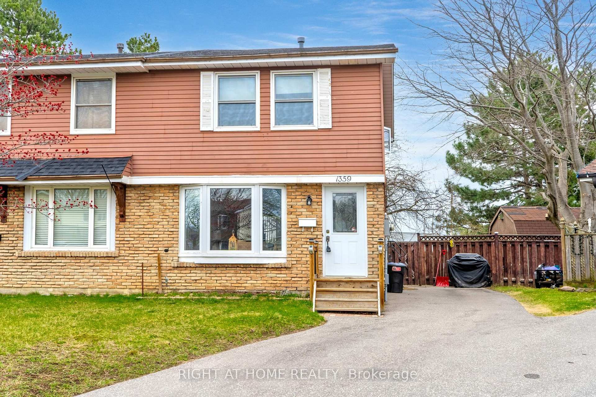 Front of 1359 Orlando Court