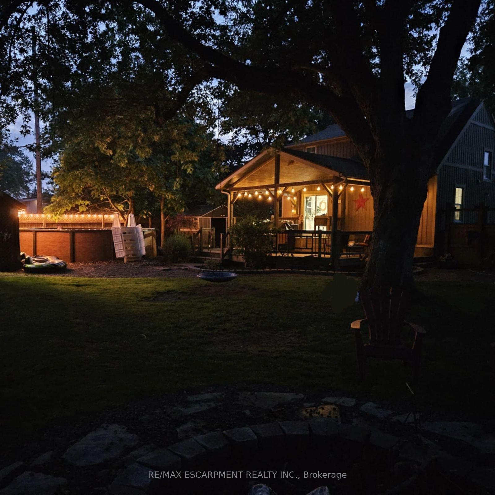 Photo 6 of 529 Forks Road, Welland, Broadway — HOMEH