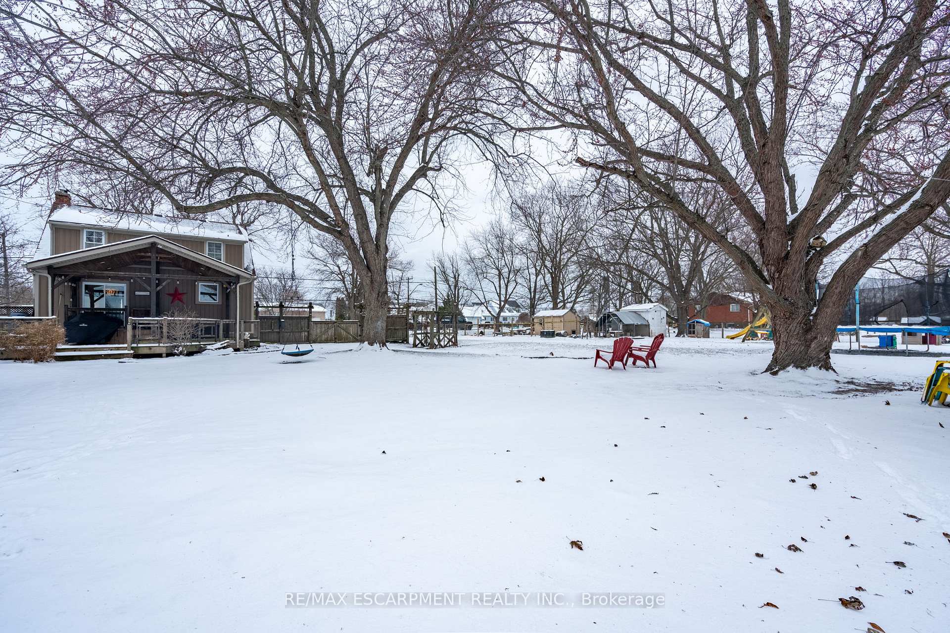 Photo 33 of 529 Forks Road, Welland, Broadway — HOMEH