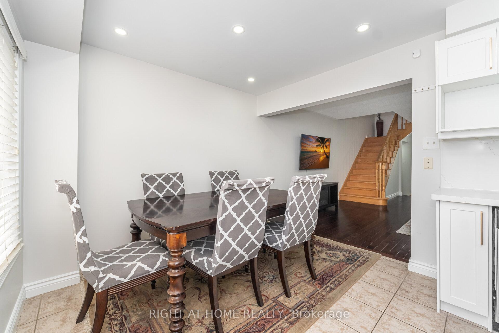 Photo 27 of 131 Crystal Glen Crescent, Brampton, Credit Valley — HOMEH