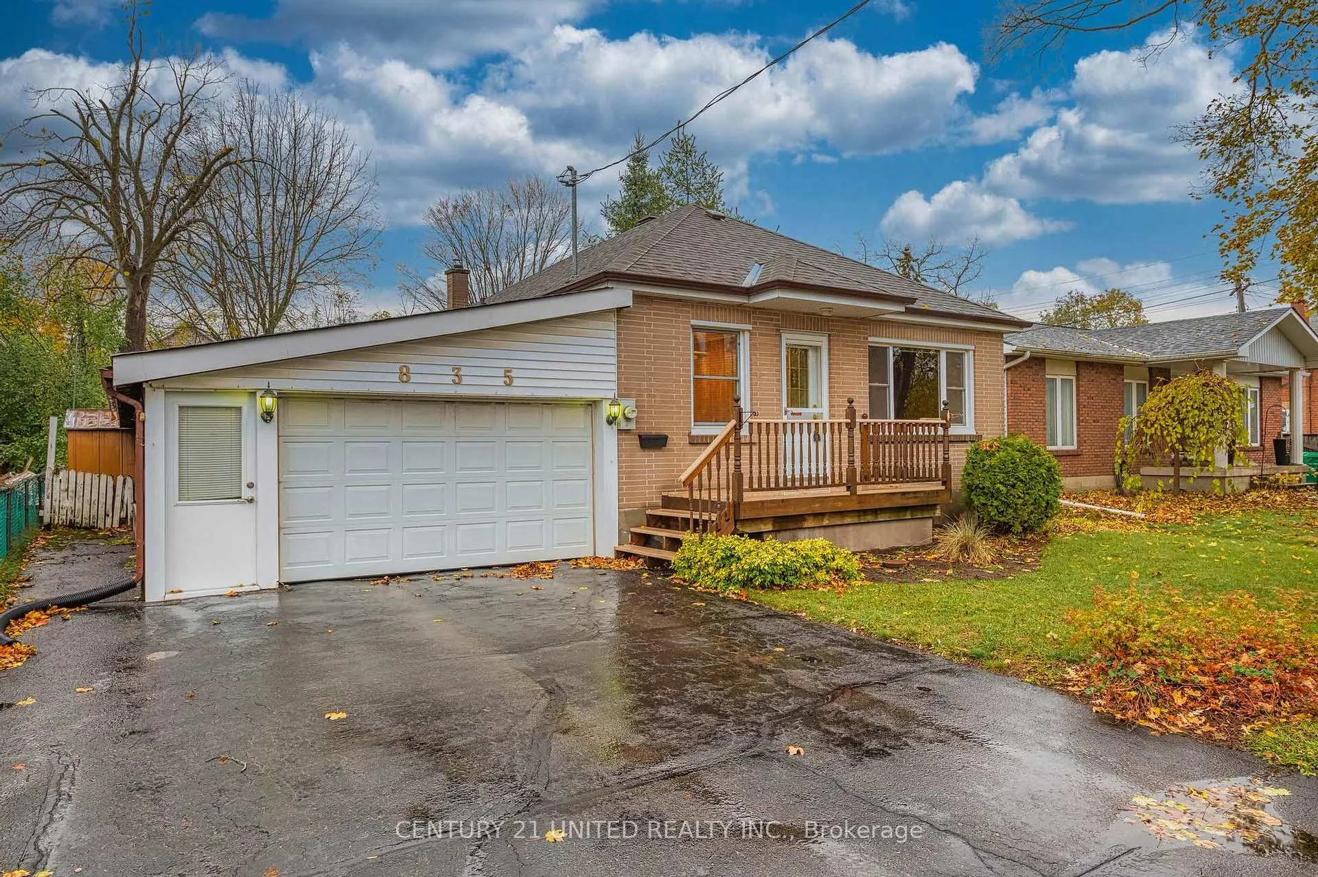 Photo 2 of 835 Barnardo Avenue, Peterborough, Northcrest Ward 5 — HOMEH