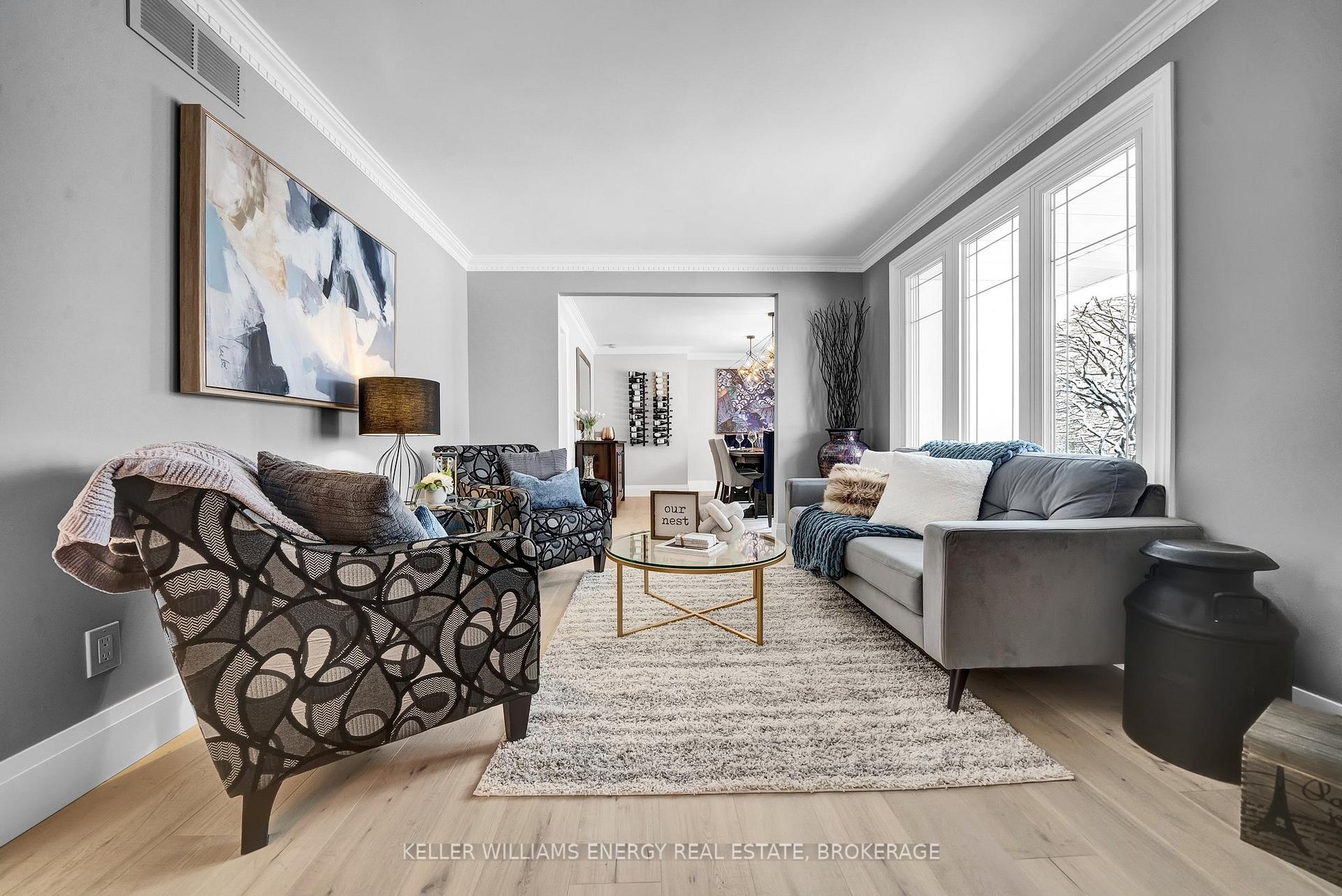 Photo 4 of 11 Glenlaura Crescent, Whitby, Rural Whitby — HOMEH
