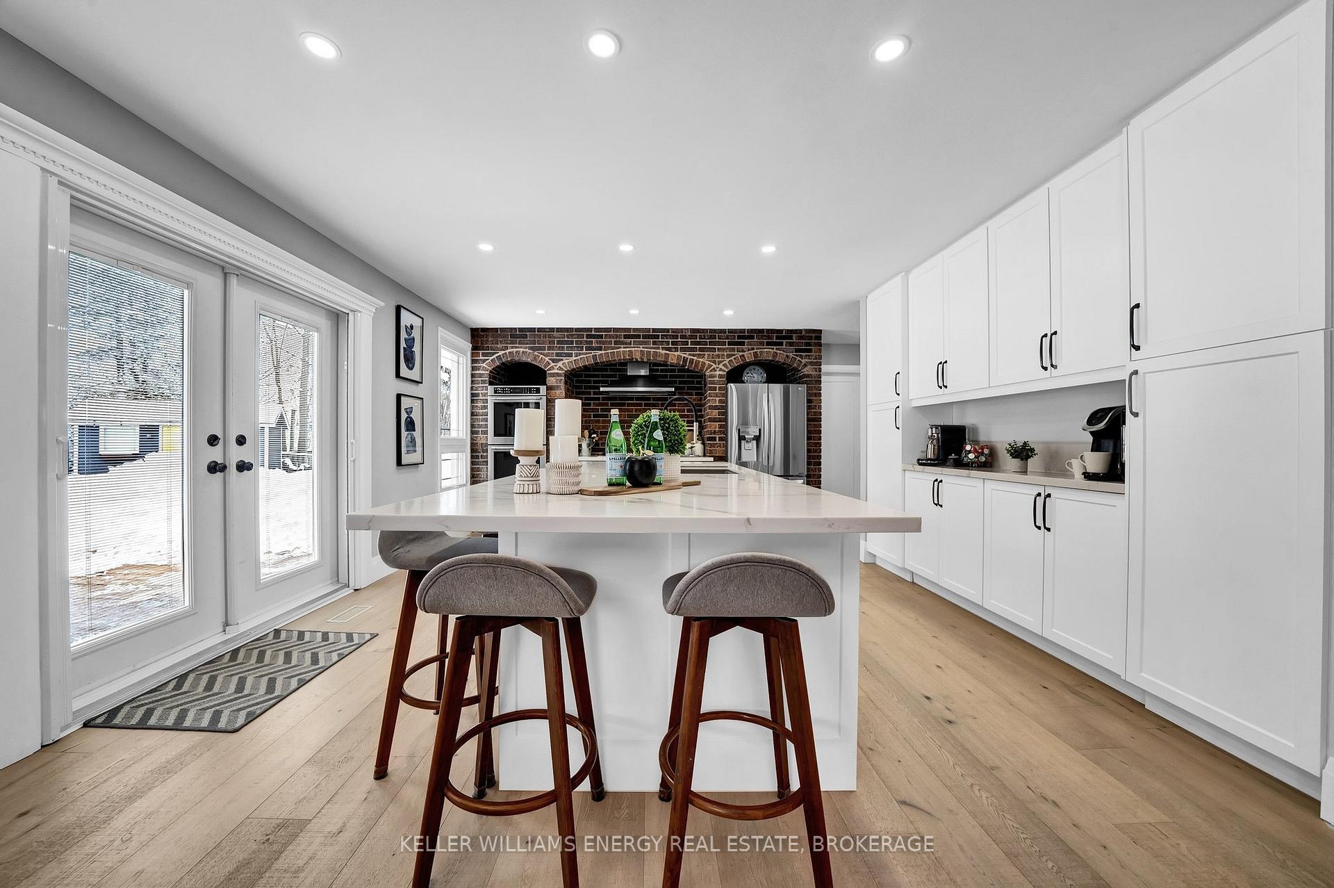 Photo 18 of 11 Glenlaura Crescent, Whitby, Rural Whitby — HOMEH