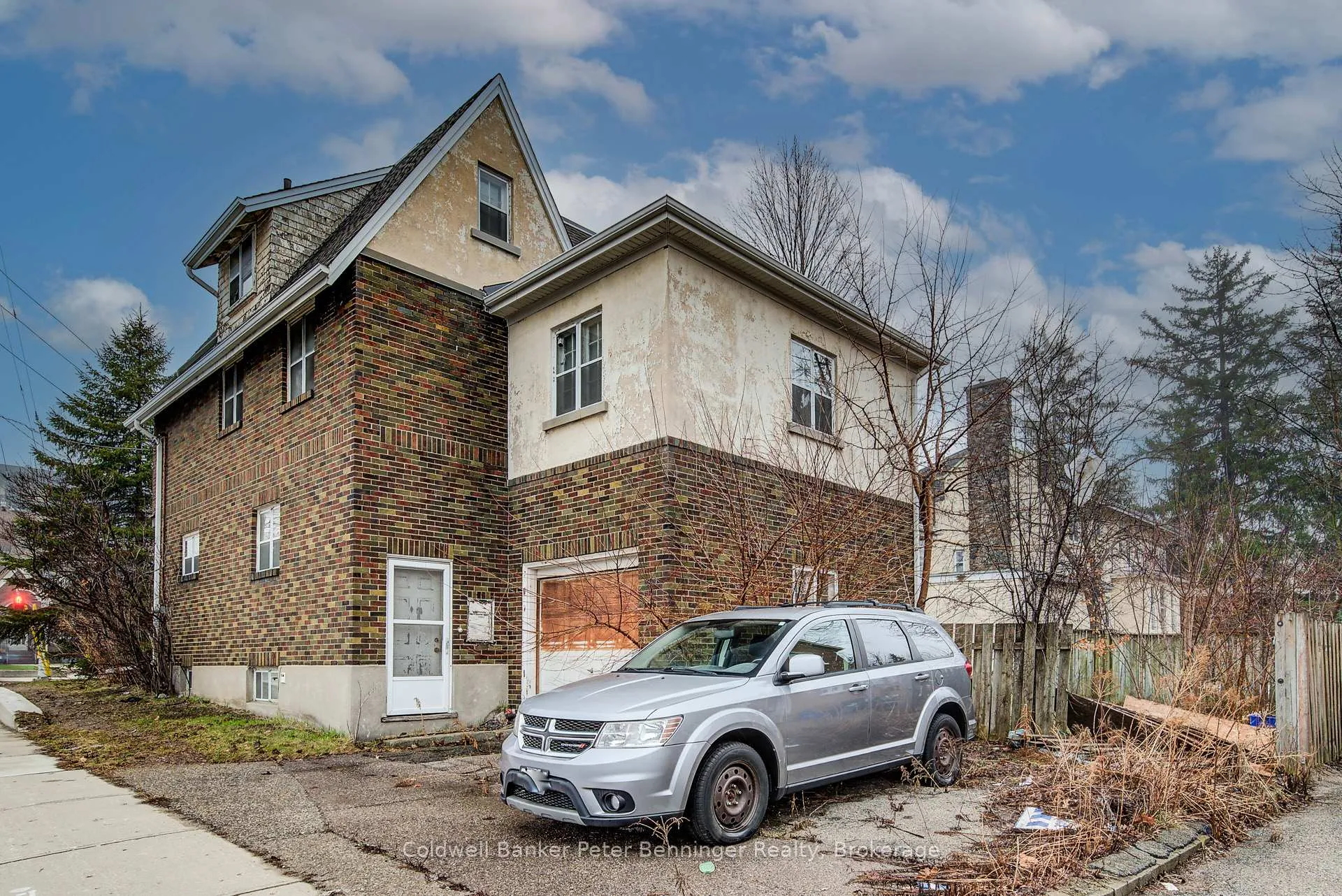Photo 35 of 71 Margaret Avenue, Kitchener, Civic Centre — HOMEH