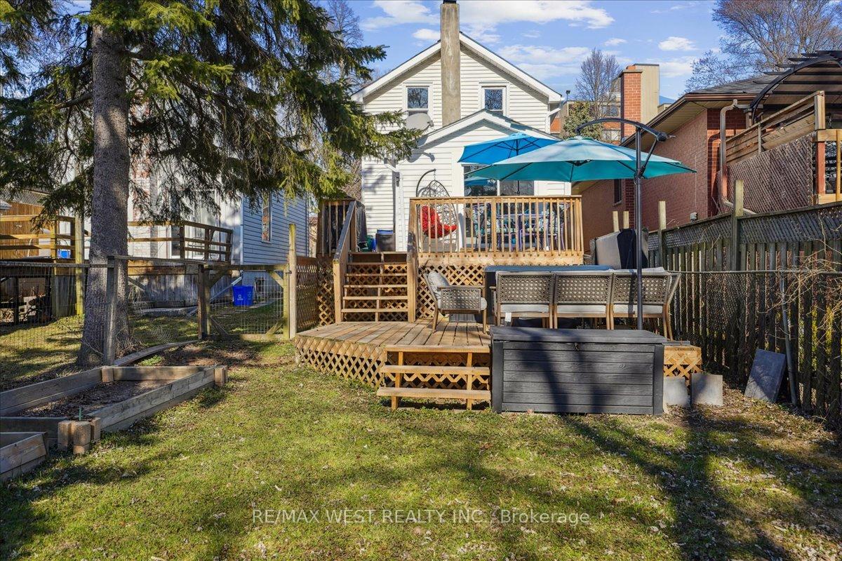Photo 13 of 497 St. Lawrence Avenue, Oshawa, Central — HOMEH