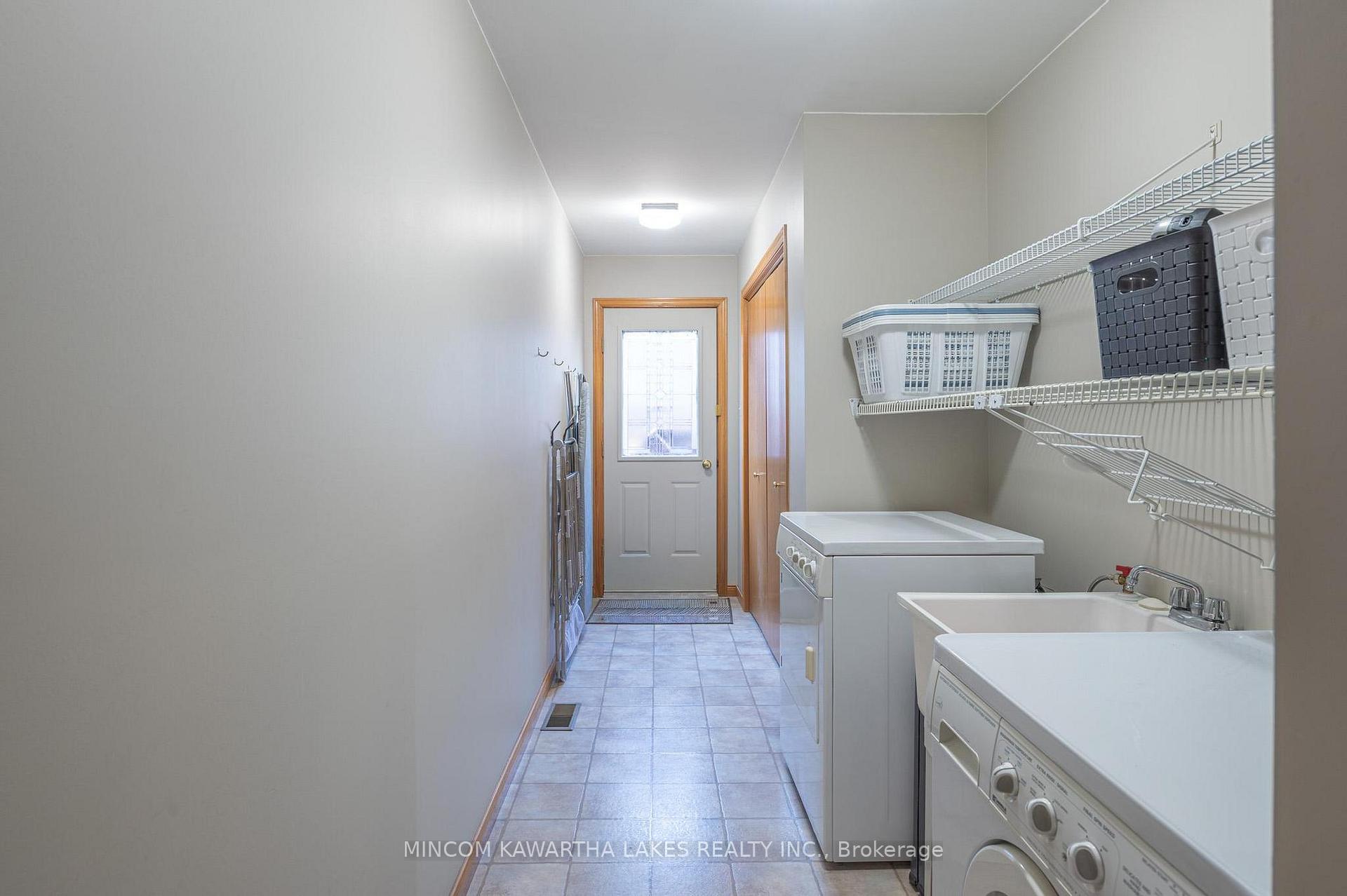Photo 24 of 1344 Hetherington Drive, Peterborough, Northcrest Ward 5 — HOMEH