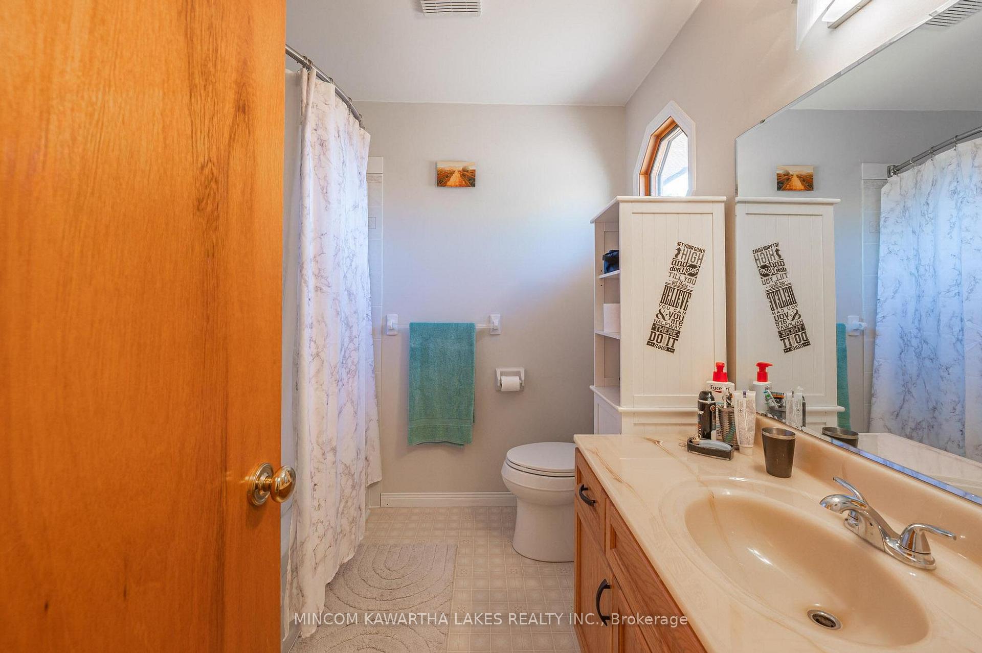 Photo 27 of 1344 Hetherington Drive, Peterborough, Northcrest Ward 5 — HOMEH