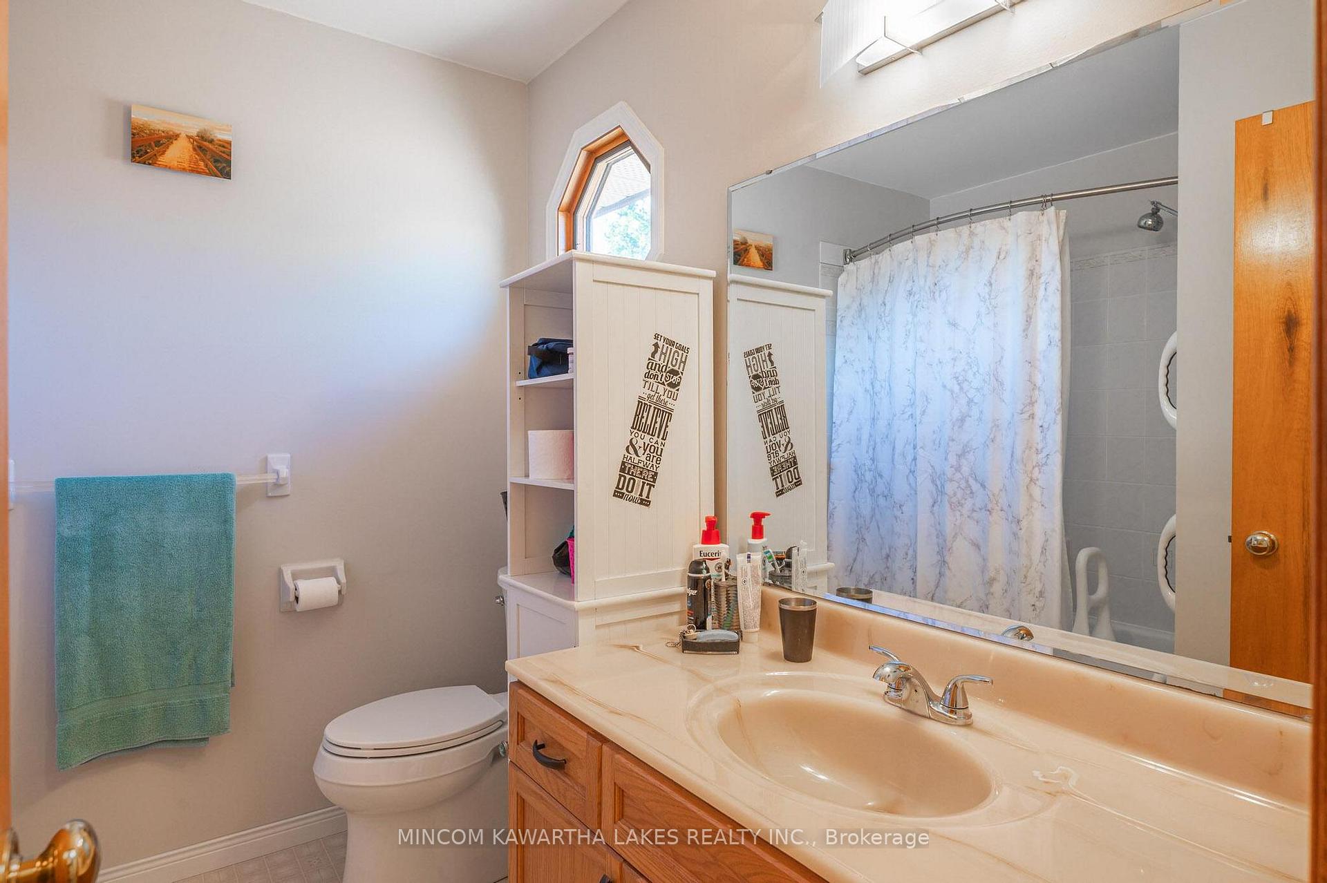 Photo 28 of 1344 Hetherington Drive, Peterborough, Northcrest Ward 5 — HOMEH