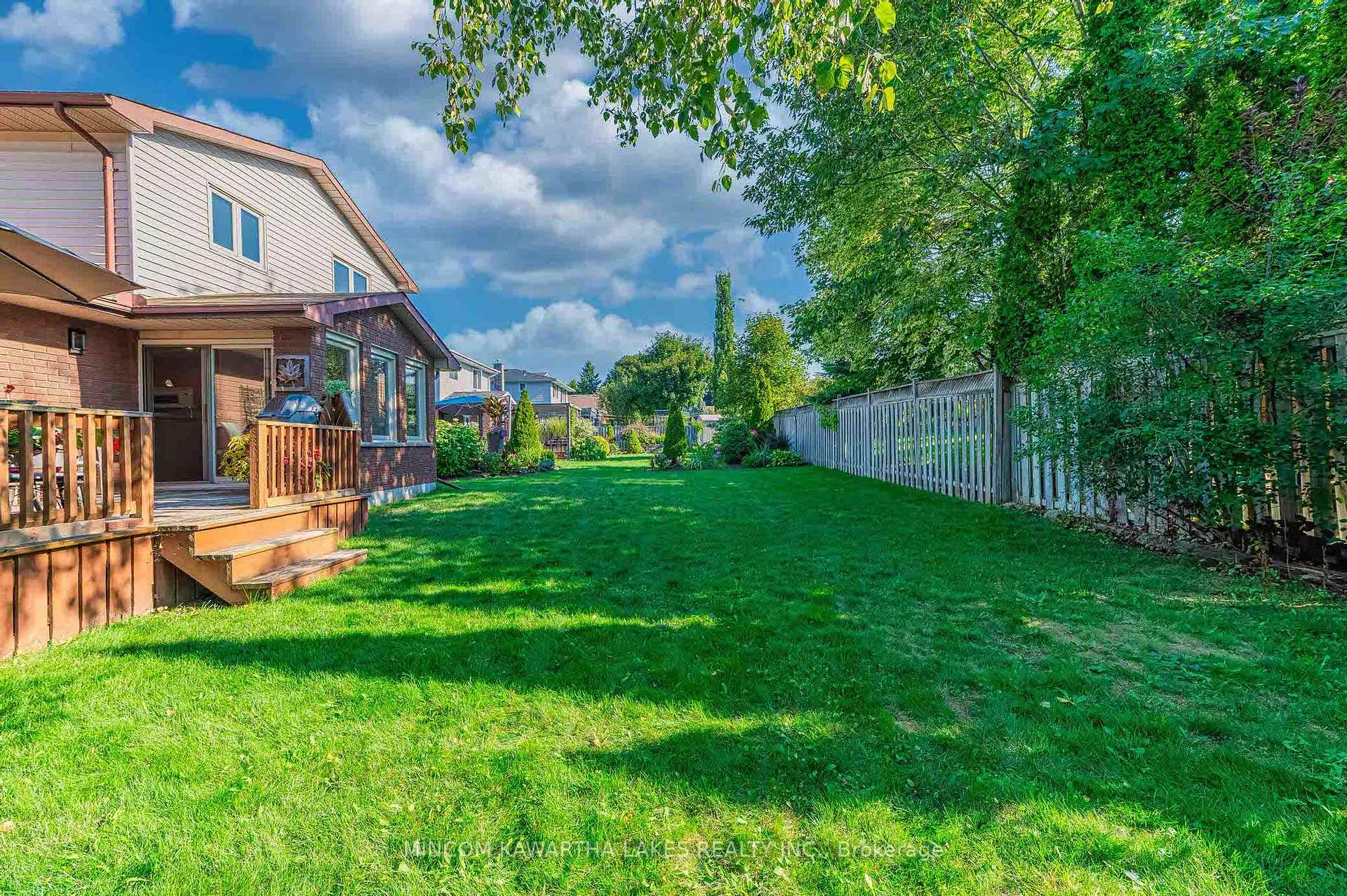 Photo 45 of 1344 Hetherington Drive, Peterborough, Northcrest Ward 5 — HOMEH