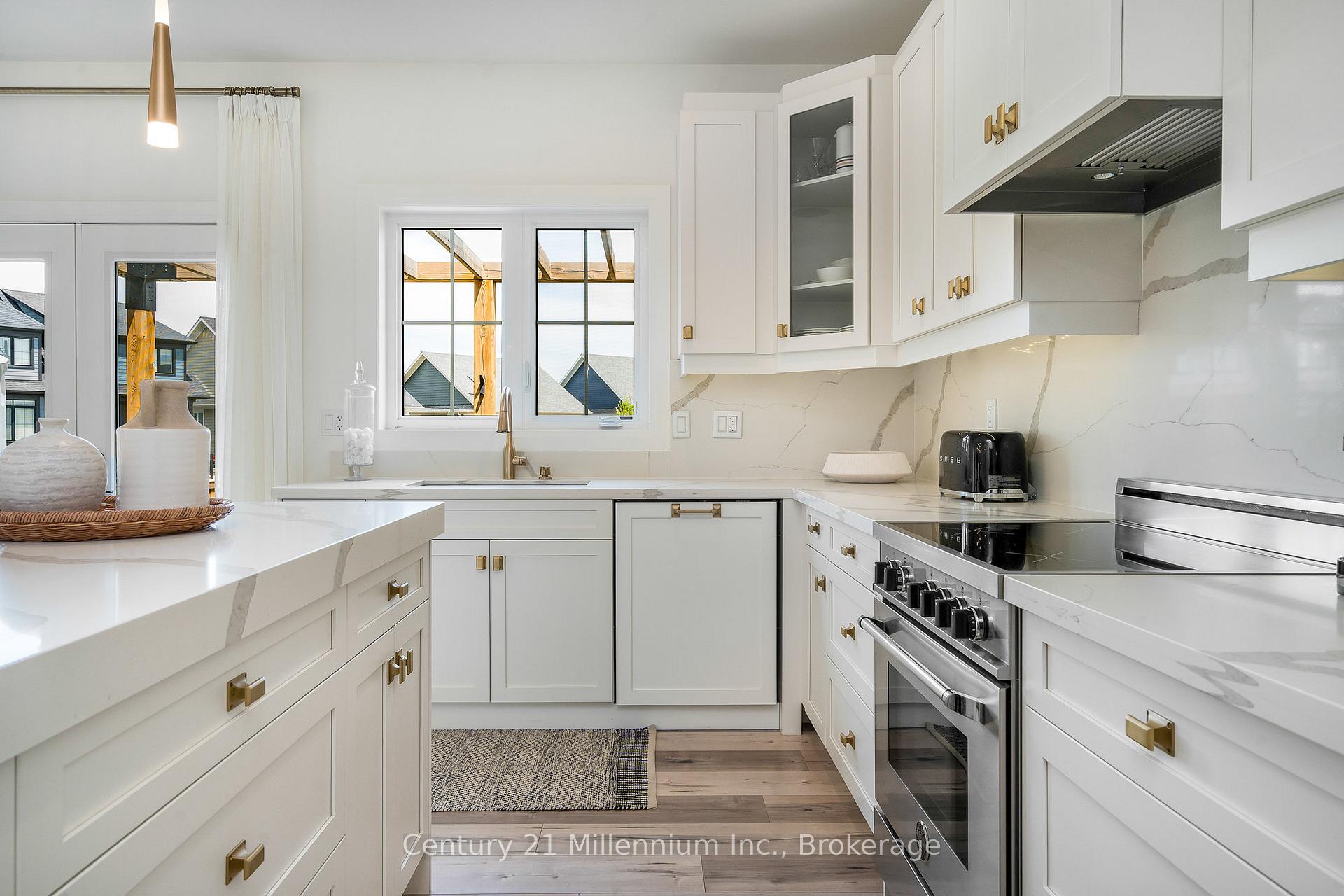 Photo 8 of 225 Yellow Birch Crescent, Blue Mountains — HOMEH