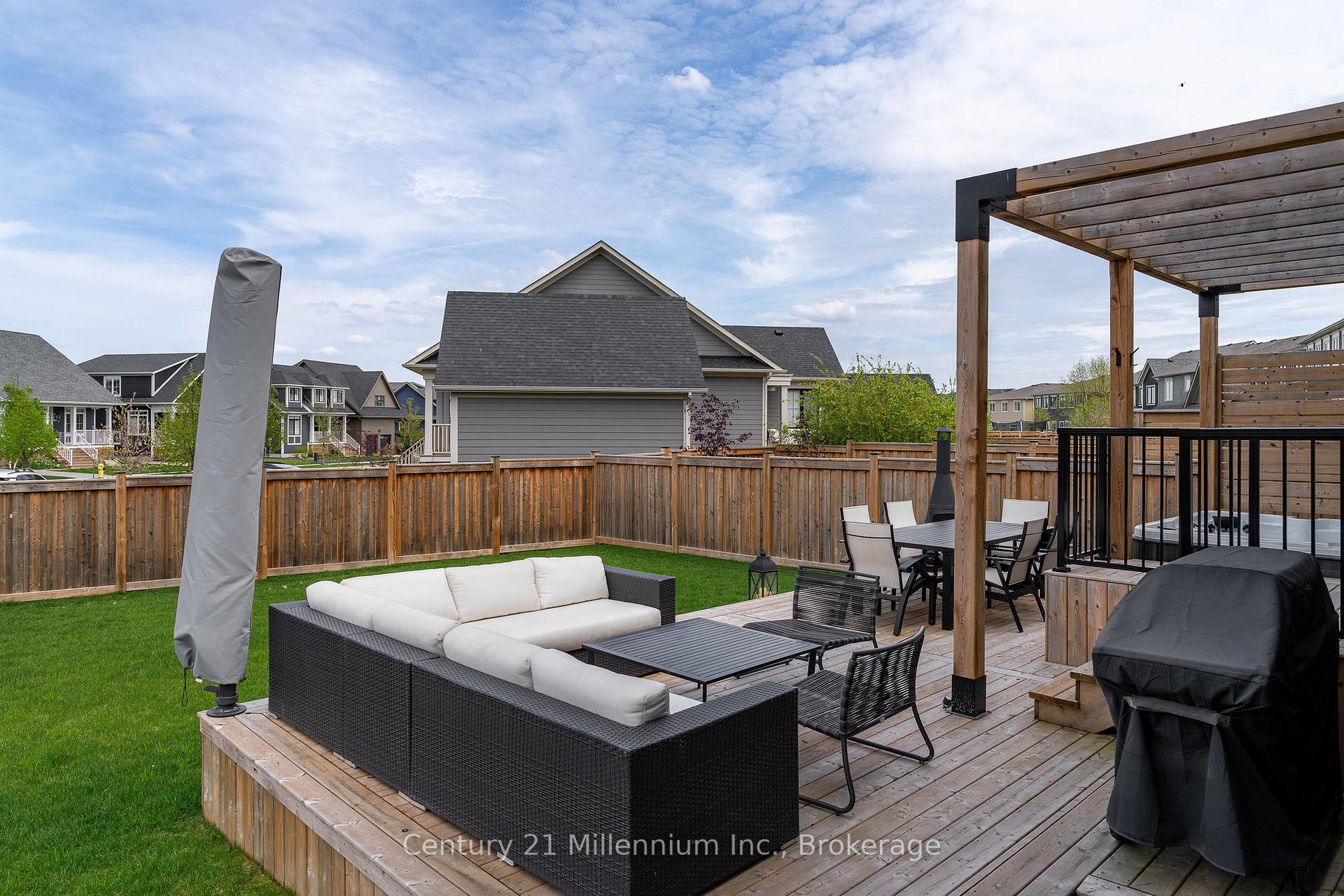 Photo 35 of 225 Yellow Birch Crescent, Blue Mountains — HOMEH