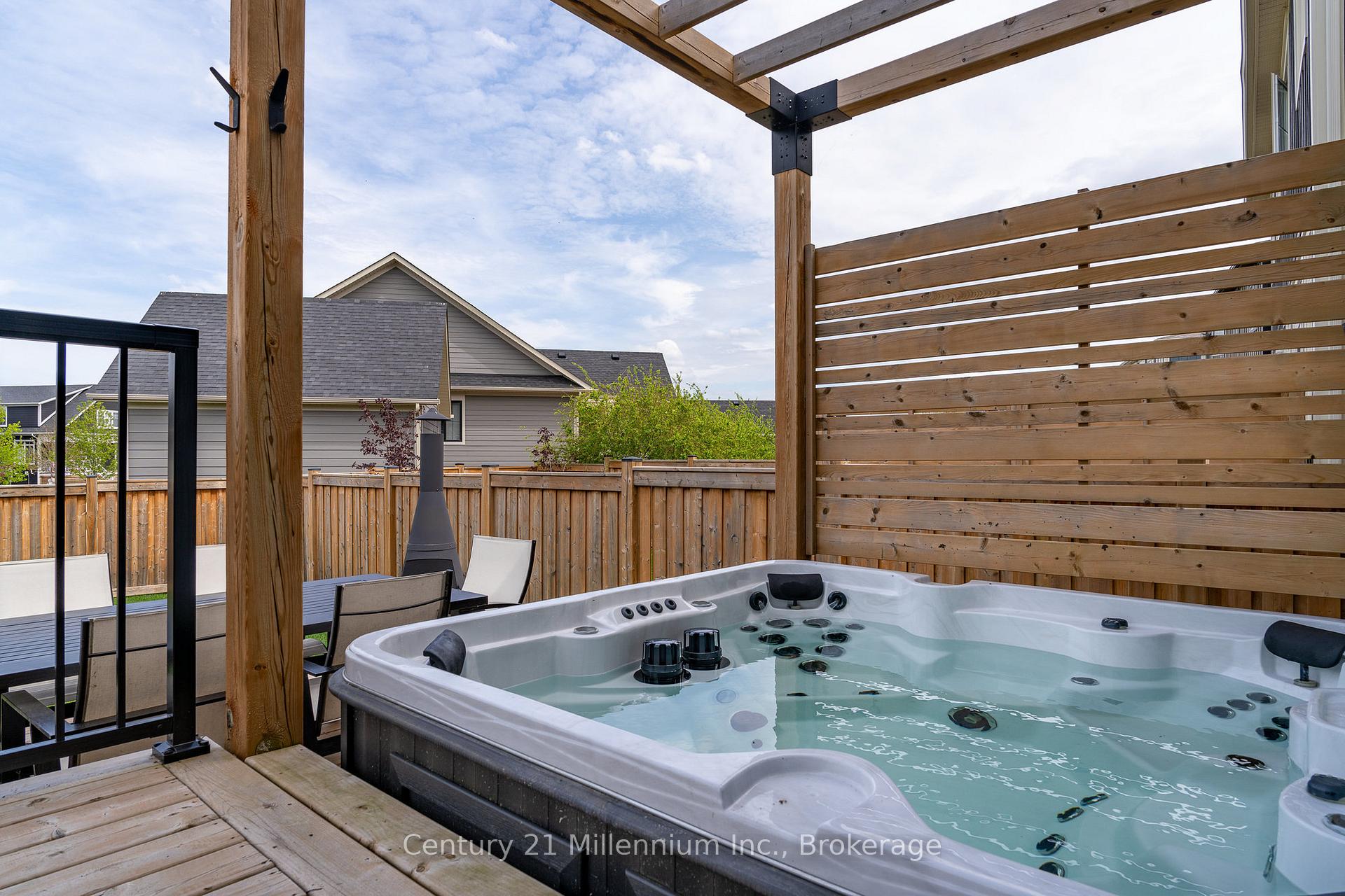 Photo 41 of 225 Yellow Birch Crescent, Blue Mountains — HOMEH