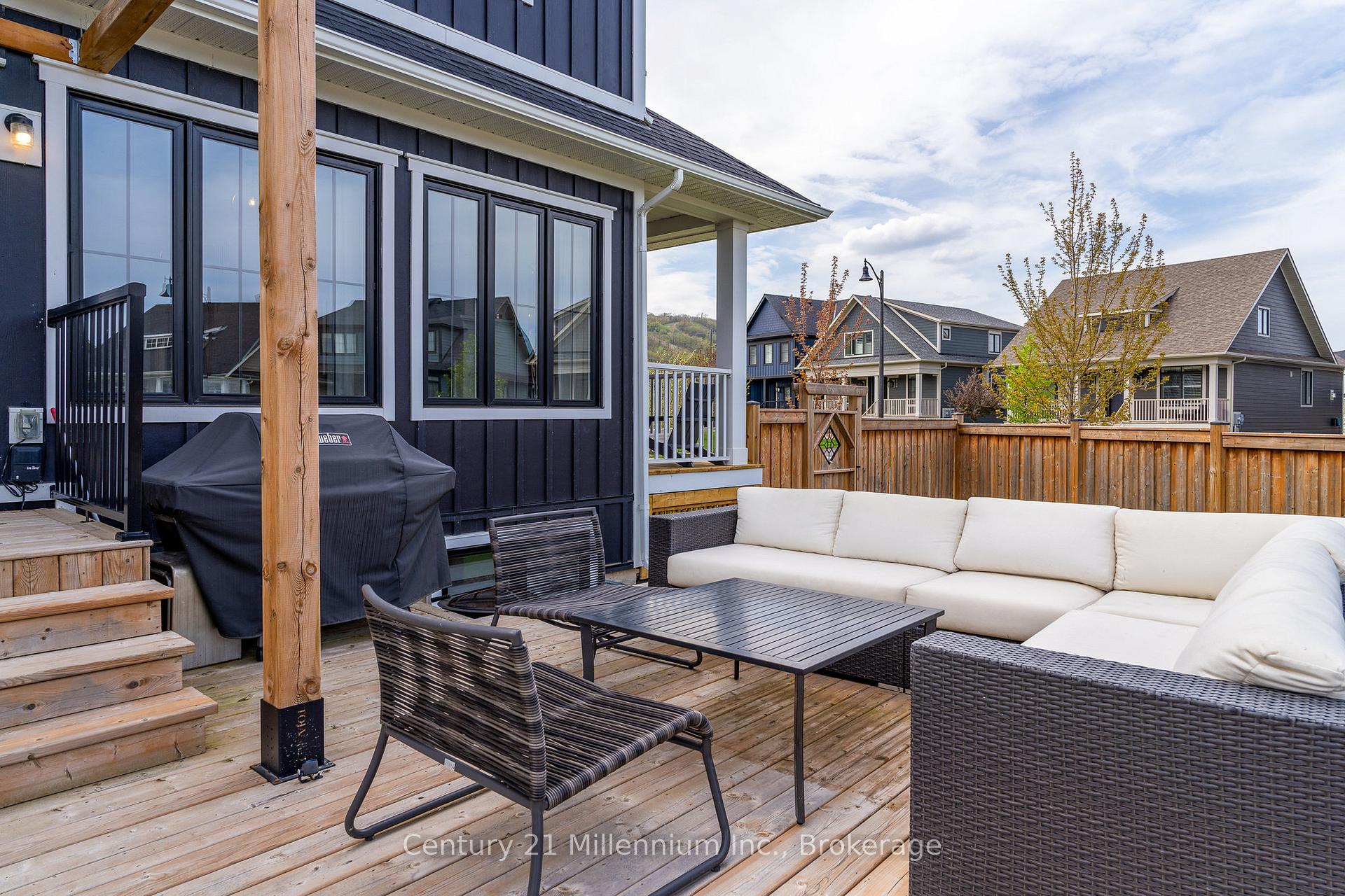 Photo 36 of 225 Yellow Birch Crescent, Blue Mountains — HOMEH