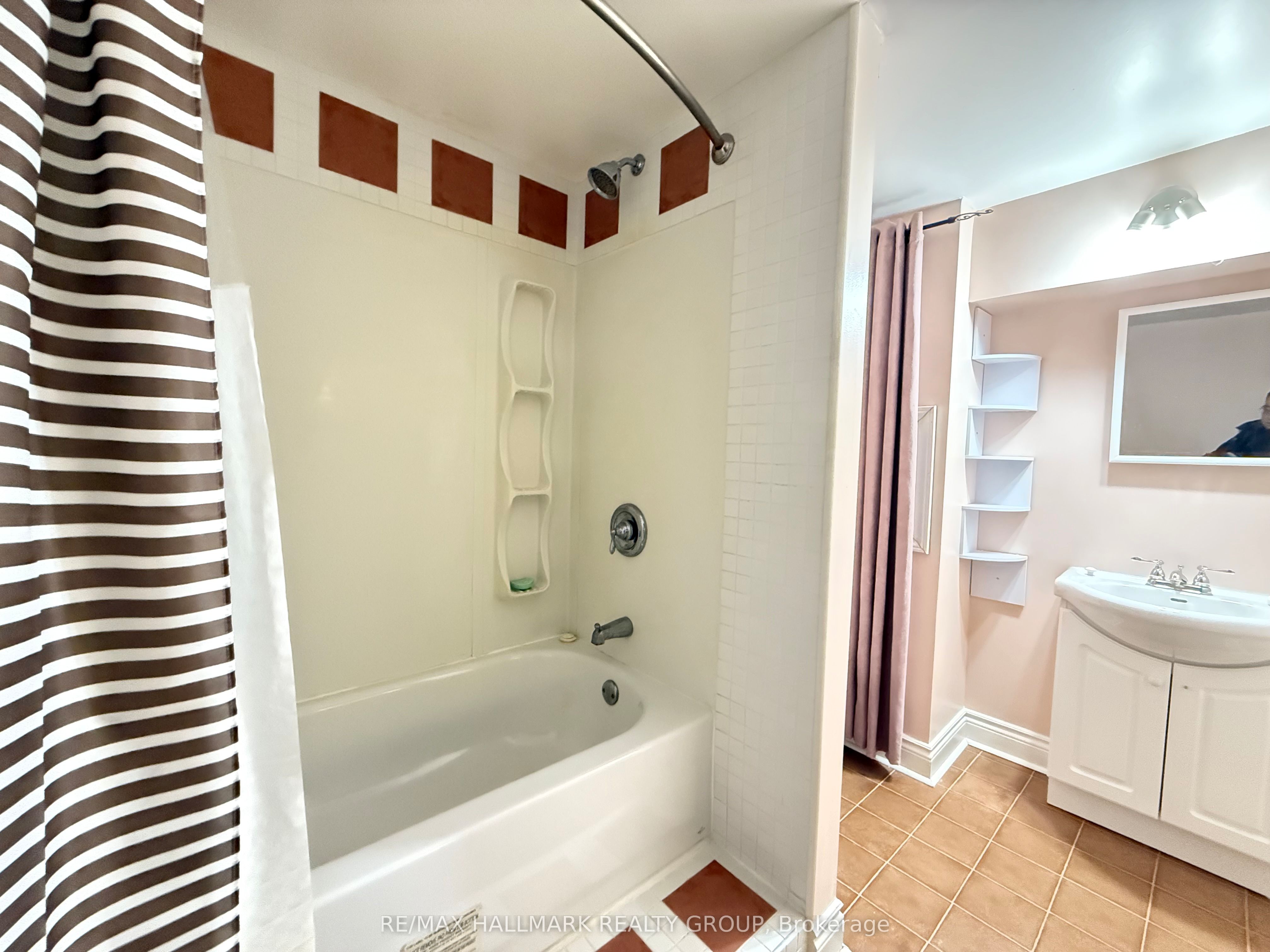 Photo 64 of 540 River Road, Ottawa, Riverside South/Gloucester Glen — HOMEH