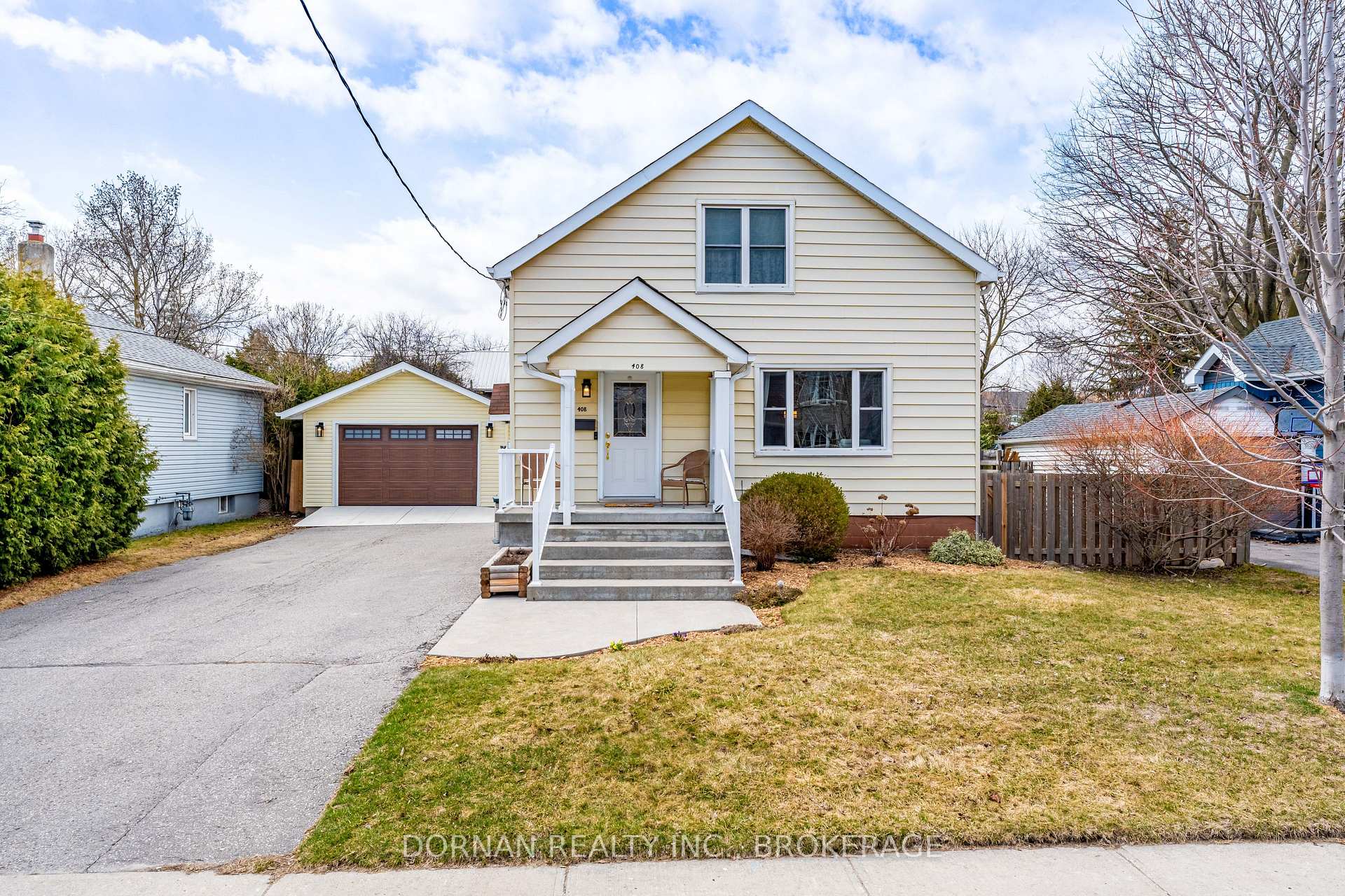 Photo 1 of 408 Perry Street, Whitby, Downtown Whitby — HOMEH