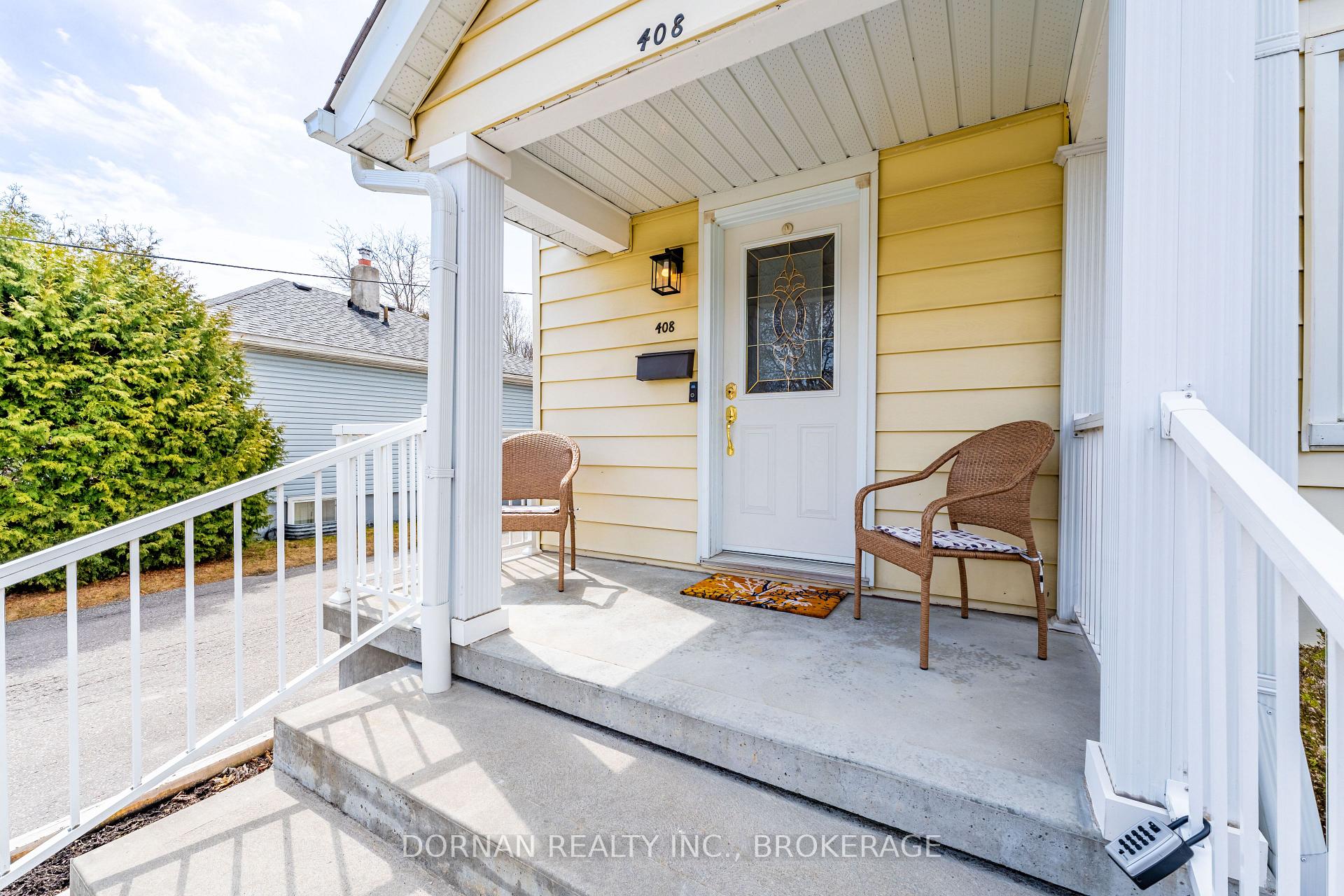 Photo 6 of 408 Perry Street, Whitby, Downtown Whitby — HOMEH