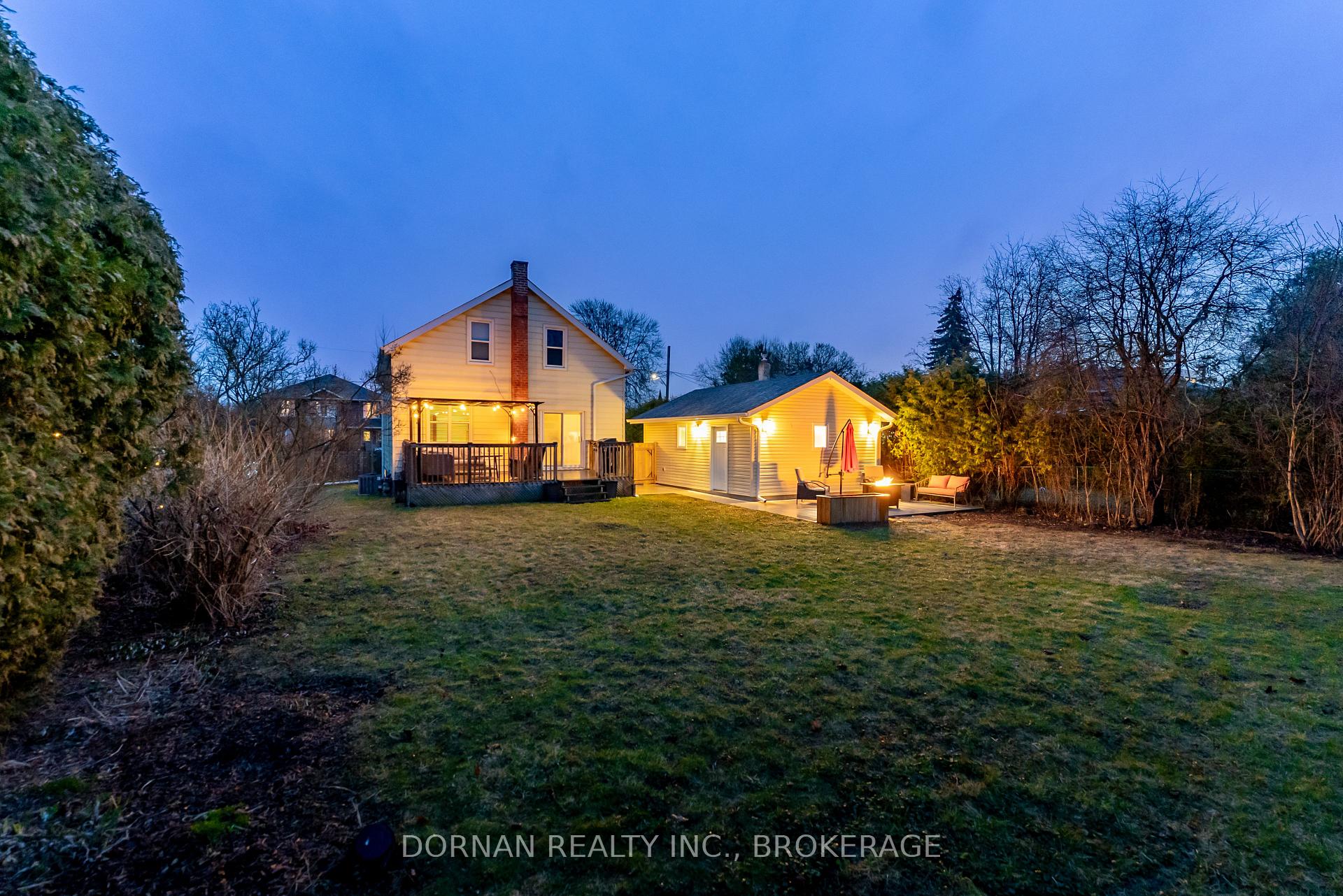 Photo 39 of 408 Perry Street, Whitby, Downtown Whitby — HOMEH