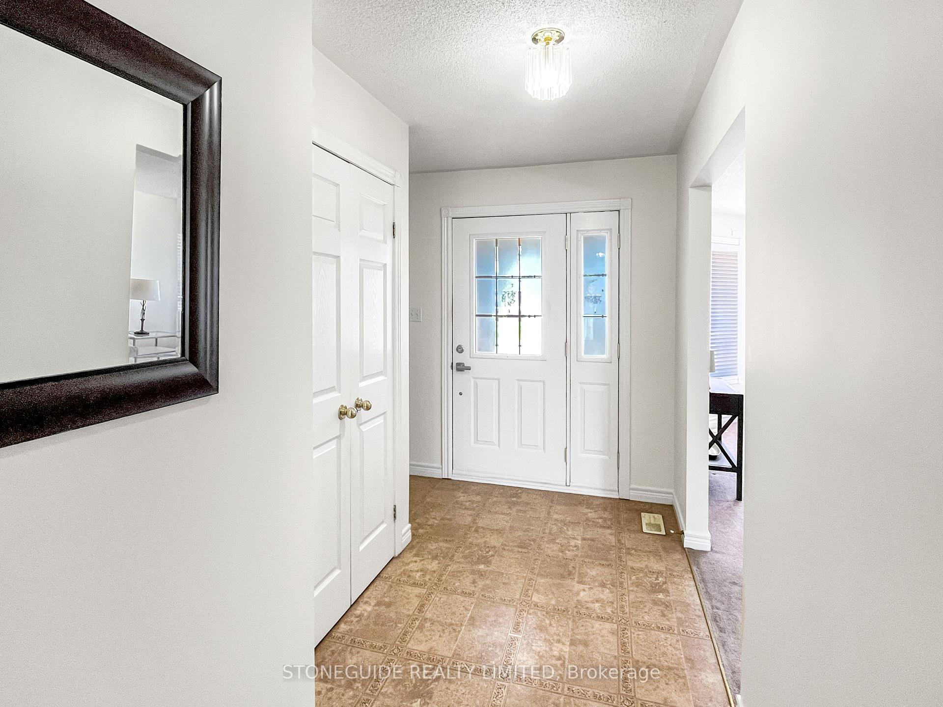 Photo 3 of 2281 Wintergreen Trail, Peterborough, Monaghan Ward 2 — HOMEH
