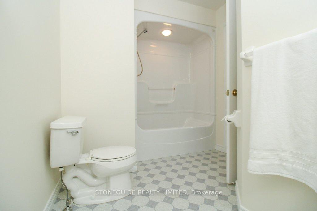 Photo 20 of 2281 Wintergreen Trail, Peterborough, Monaghan Ward 2 — HOMEH