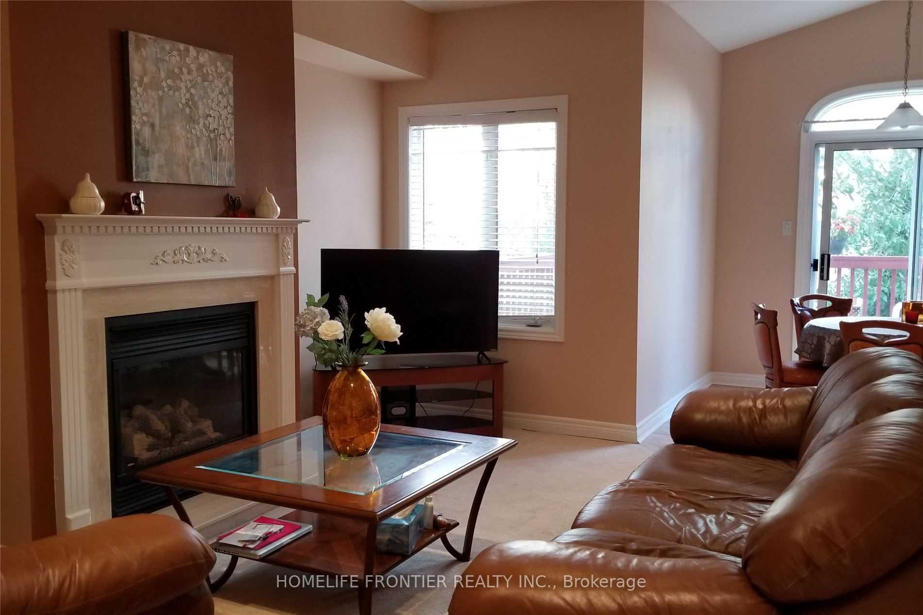 Photo 2 of 97 Kimono Crescent, Richmond Hill, Rouge Woods — HOMEH
