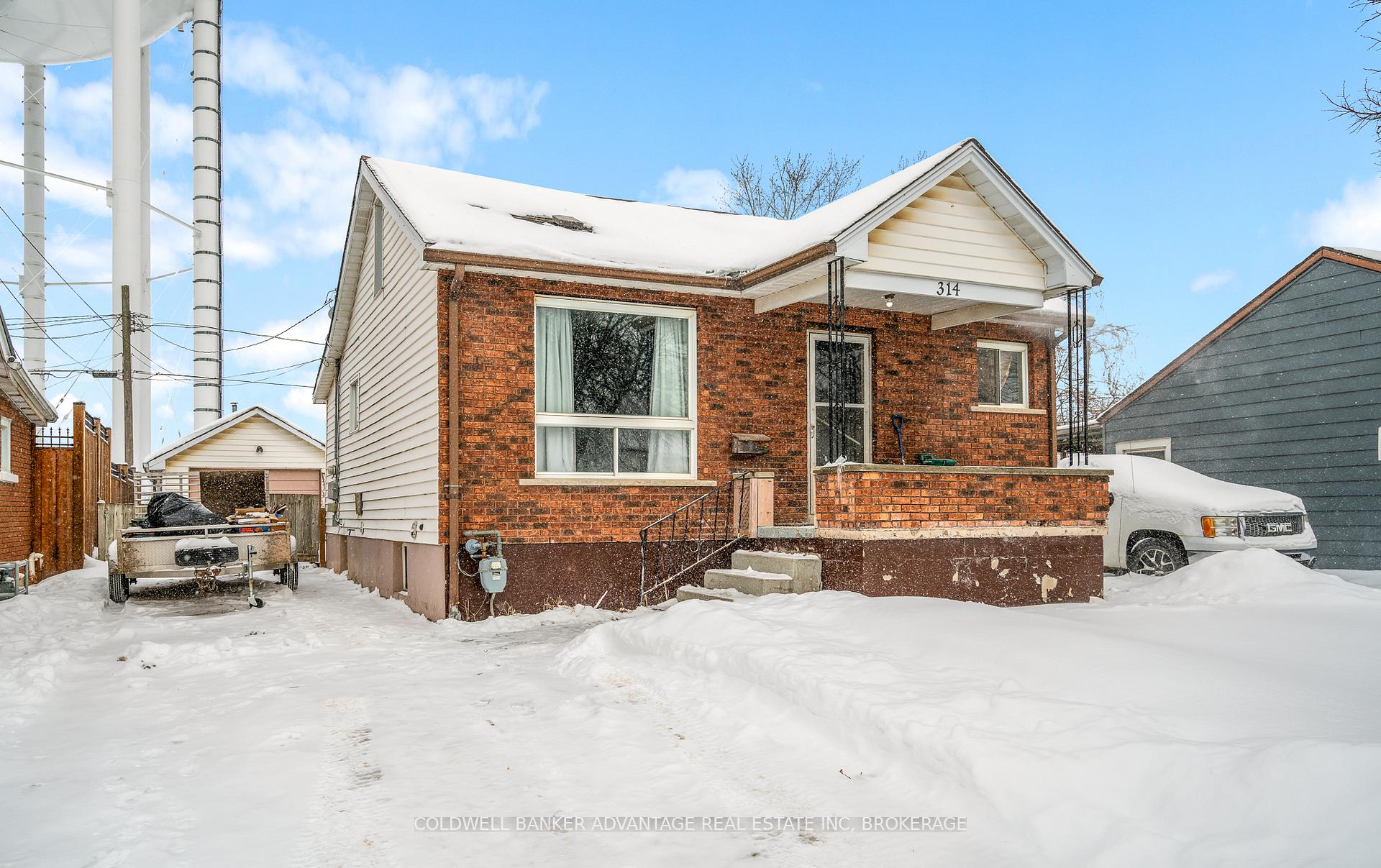 Photo 3 of 314 Simpson Avenue, Welland, Lincoln/Crowland — HOMEH