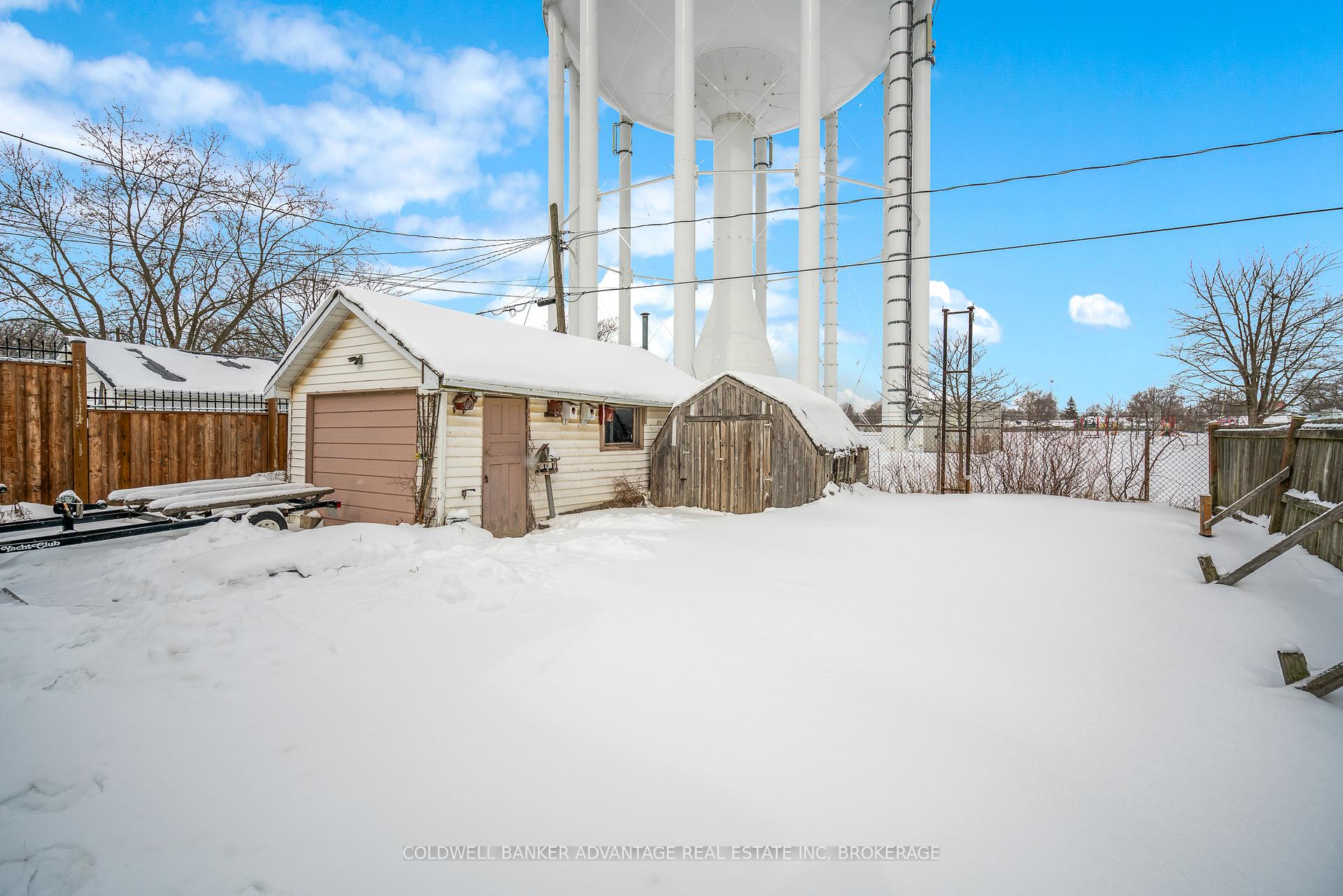 Photo 5 of 314 Simpson Avenue, Welland, Lincoln/Crowland — HOMEH