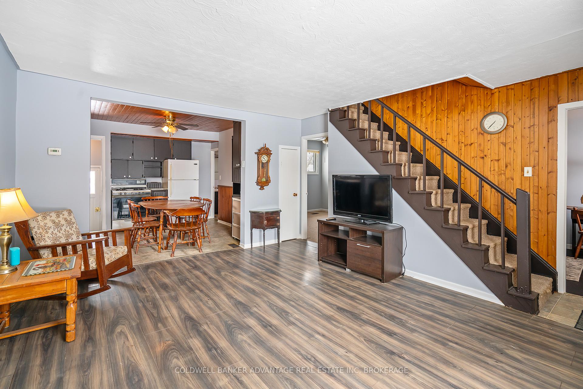 Photo 8 of 314 Simpson Avenue, Welland, Lincoln/Crowland — HOMEH