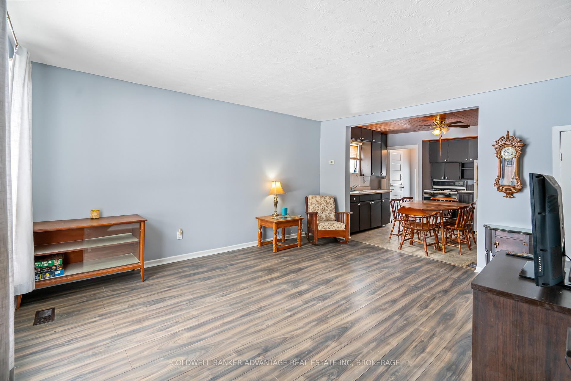 Photo 9 of 314 Simpson Avenue, Welland, Lincoln/Crowland — HOMEH