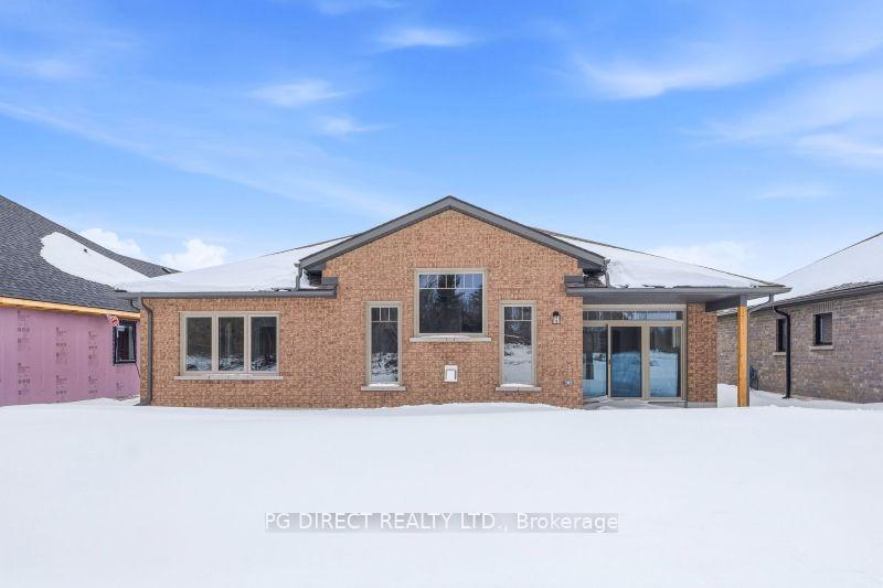 Photo 4 of 46 Beacon Drive, Brighton — HOMEH