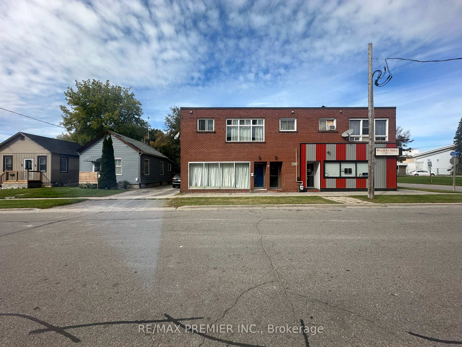 Photo 1 of Unit 3B, 92 Wolfe Street, Oshawa, Lakeview — HOMEH