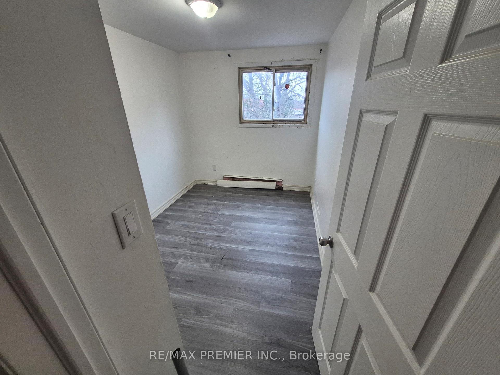 Photo 11 of Unit 3B, 92 Wolfe Street, Oshawa, Lakeview — HOMEH
