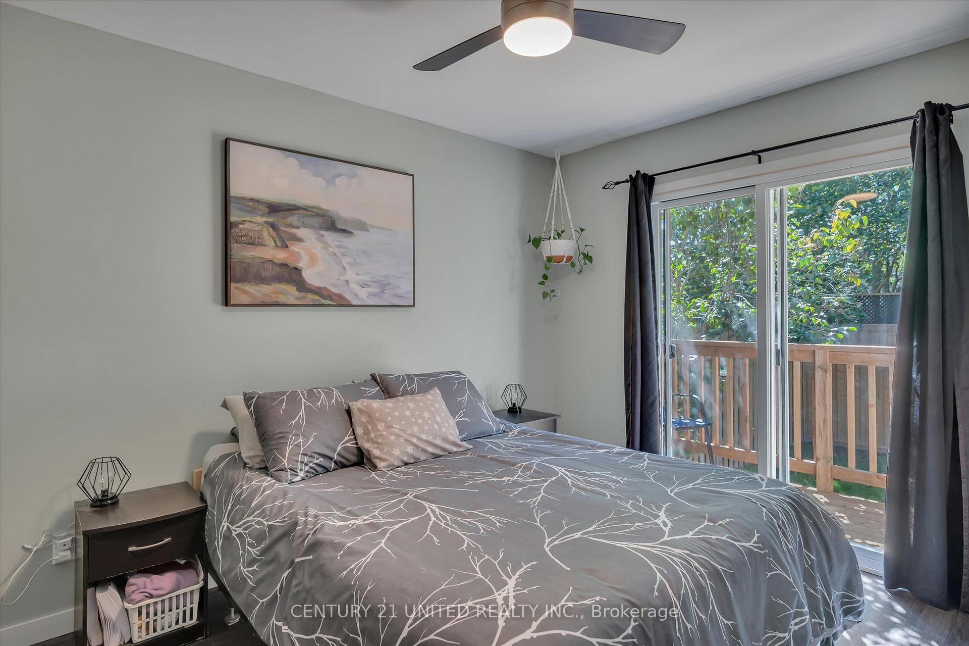 Photo 18 of 561 Barnes Crescent, Peterborough, Otonabee Ward 1 — HOMEH