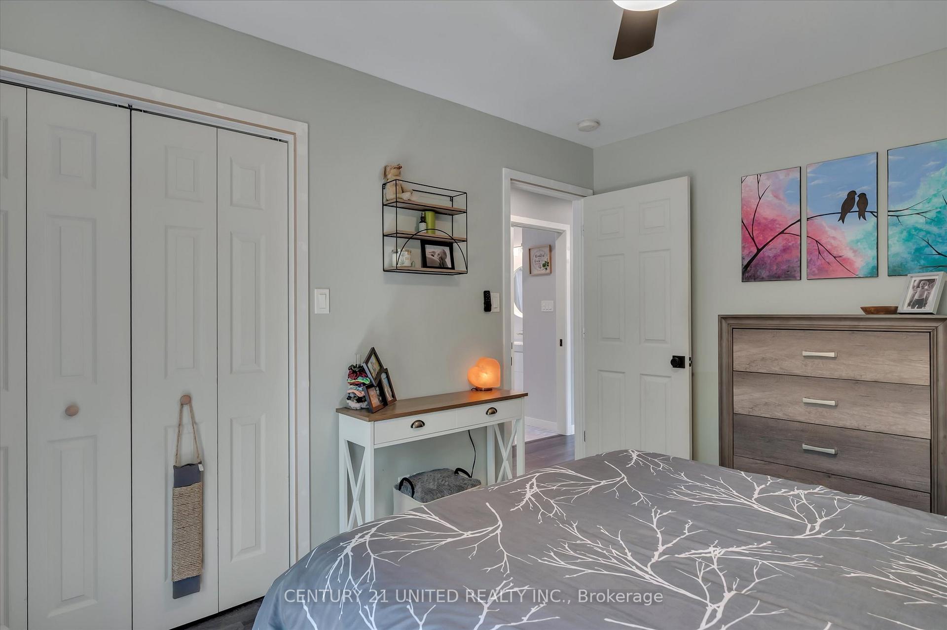 Photo 20 of 561 Barnes Crescent, Peterborough, Otonabee Ward 1 — HOMEH