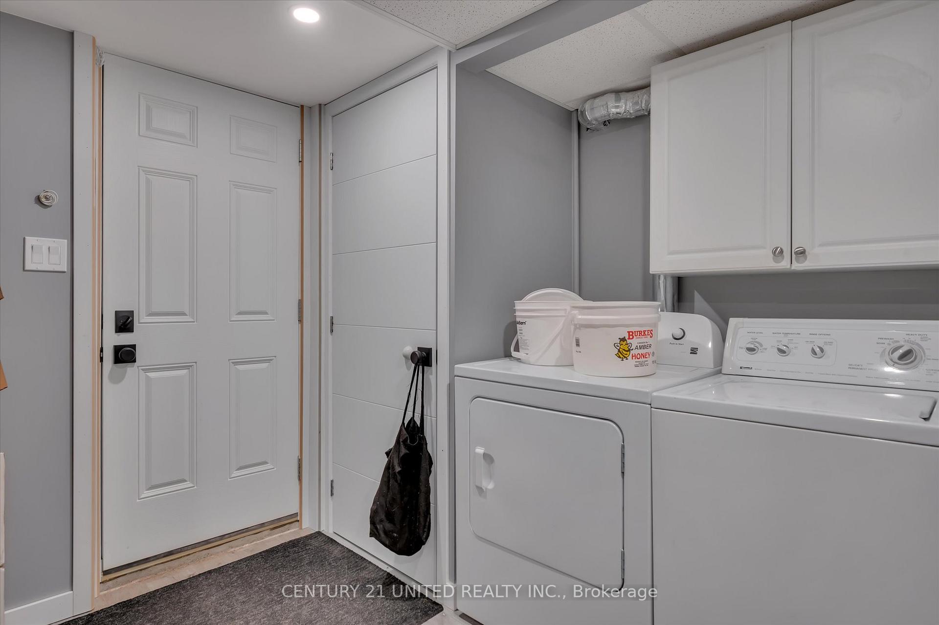 Photo 30 of 561 Barnes Crescent, Peterborough, Otonabee Ward 1 — HOMEH
