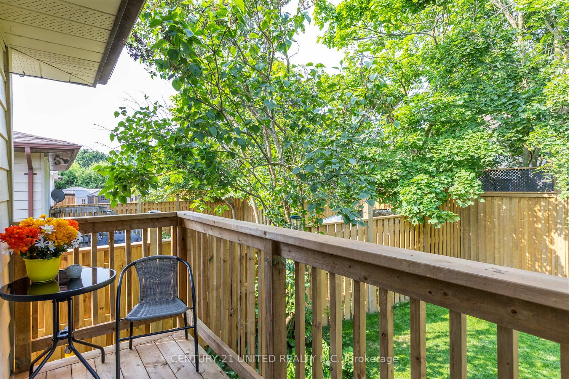Photo 44 of 561 Barnes Crescent, Peterborough, Otonabee Ward 1 — HOMEH