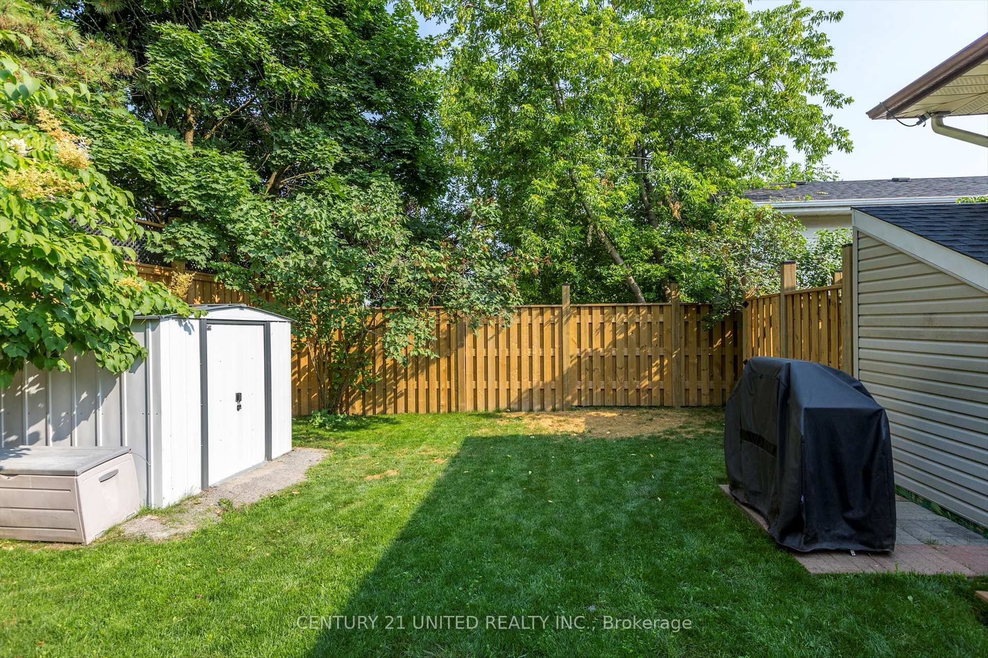 Photo 46 of 561 Barnes Crescent, Peterborough, Otonabee Ward 1 — HOMEH