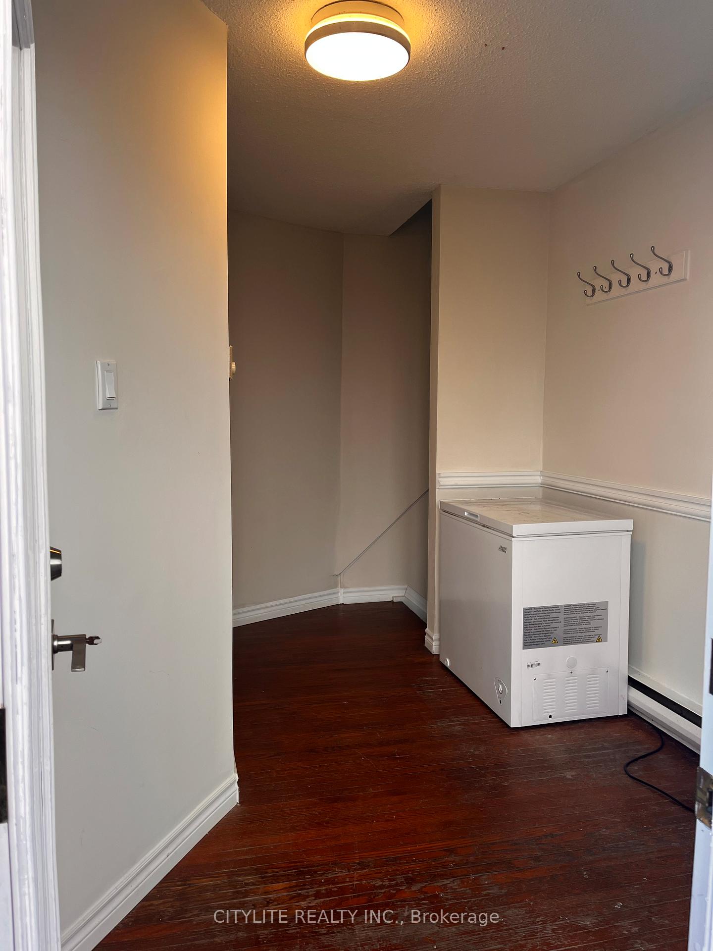 Photo 7 of Unit Lower, 28 Grassmere Court, Oshawa, Lakeview — HOMEH