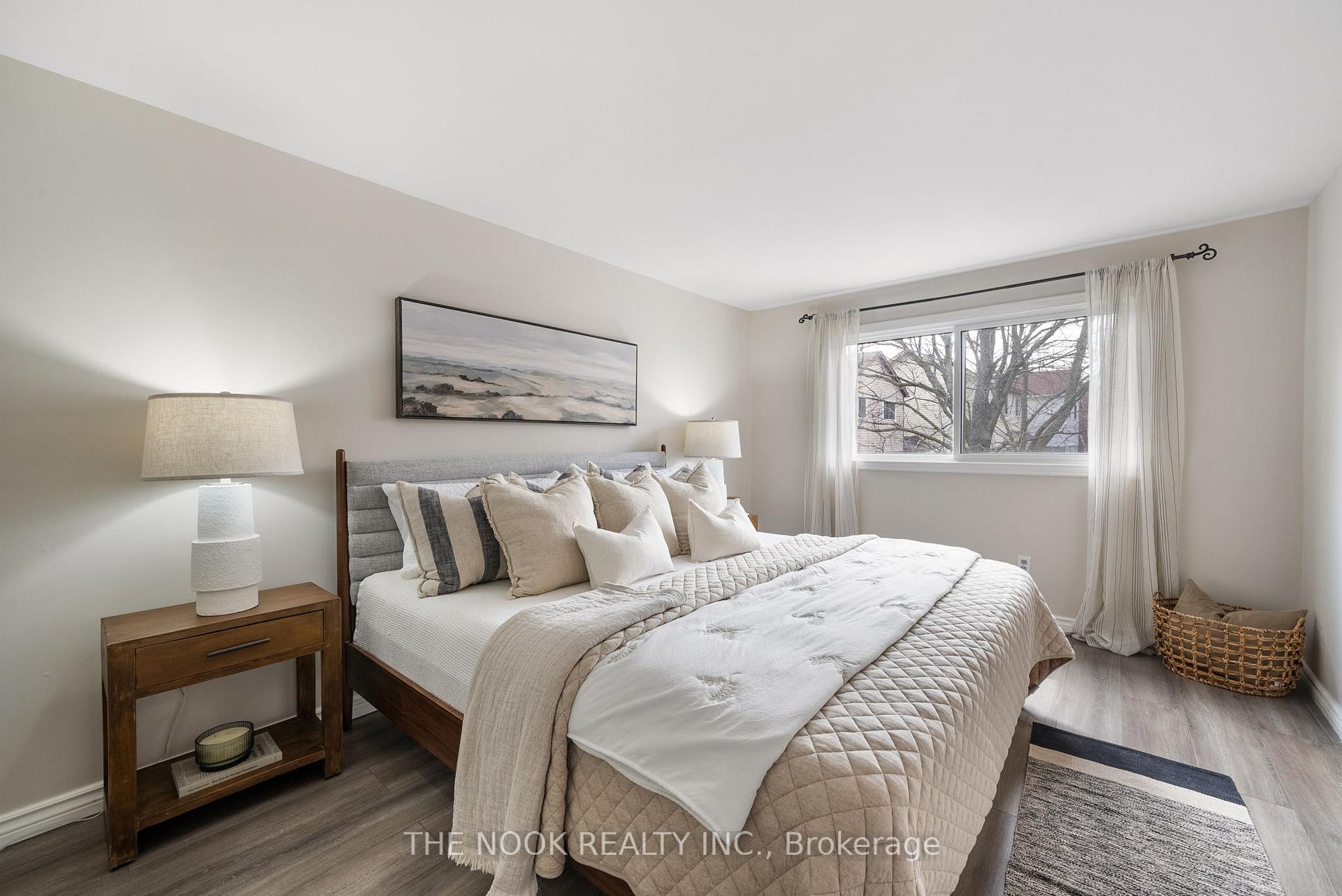 Photo 19 of 694 Sugar Maple Crescent, Whitby, Williamsburg — HOMEH