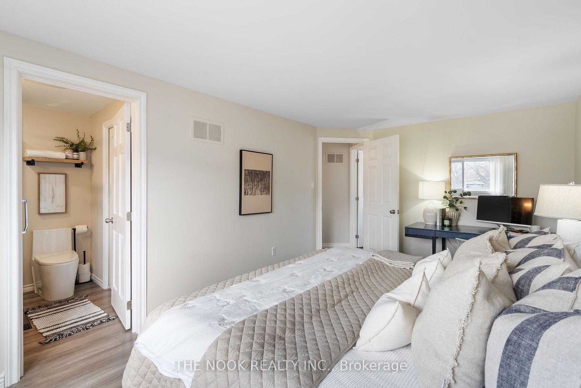 Photo 21 of 694 Sugar Maple Crescent, Whitby, Williamsburg — HOMEH