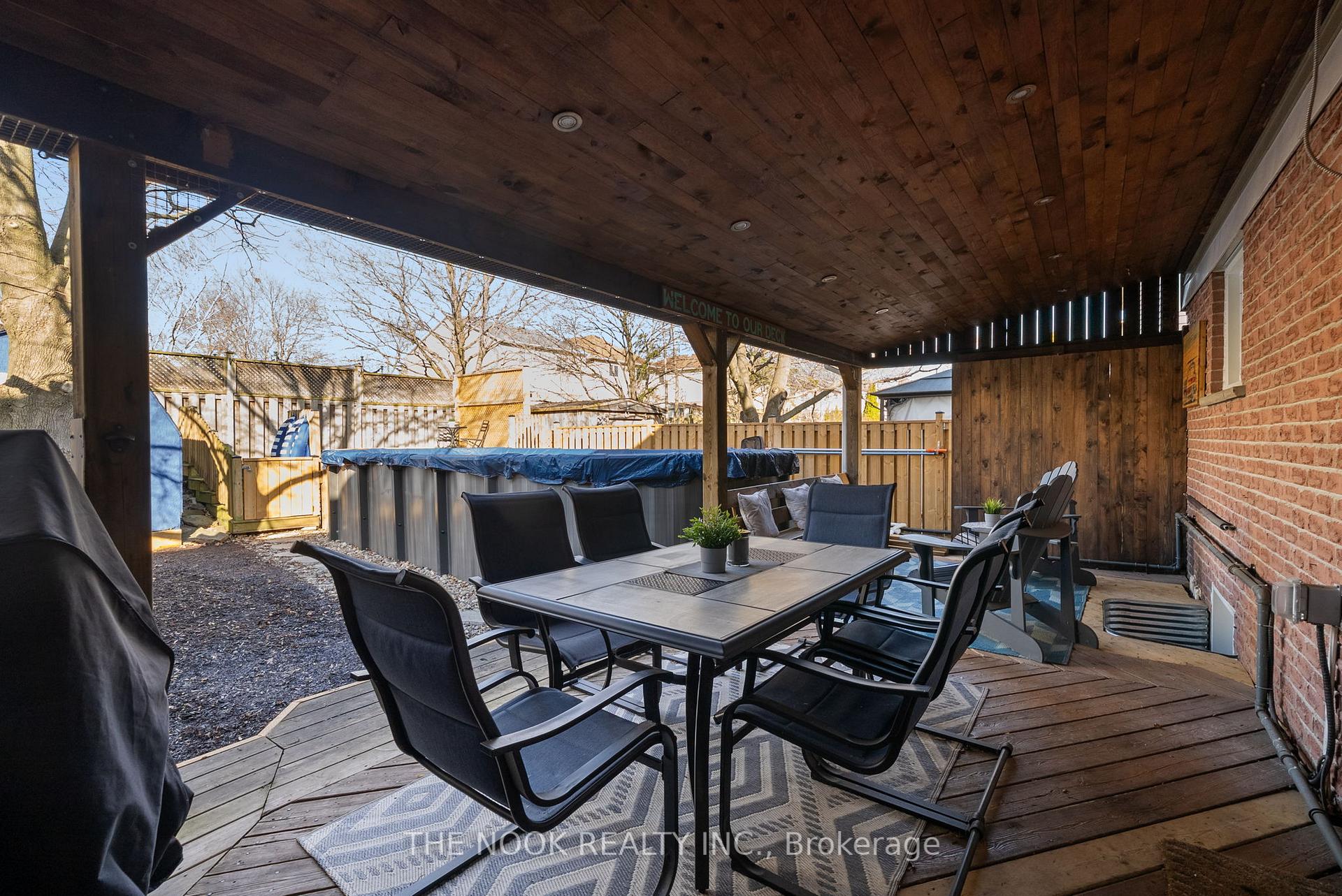 Photo 35 of 694 Sugar Maple Crescent, Whitby, Williamsburg — HOMEH