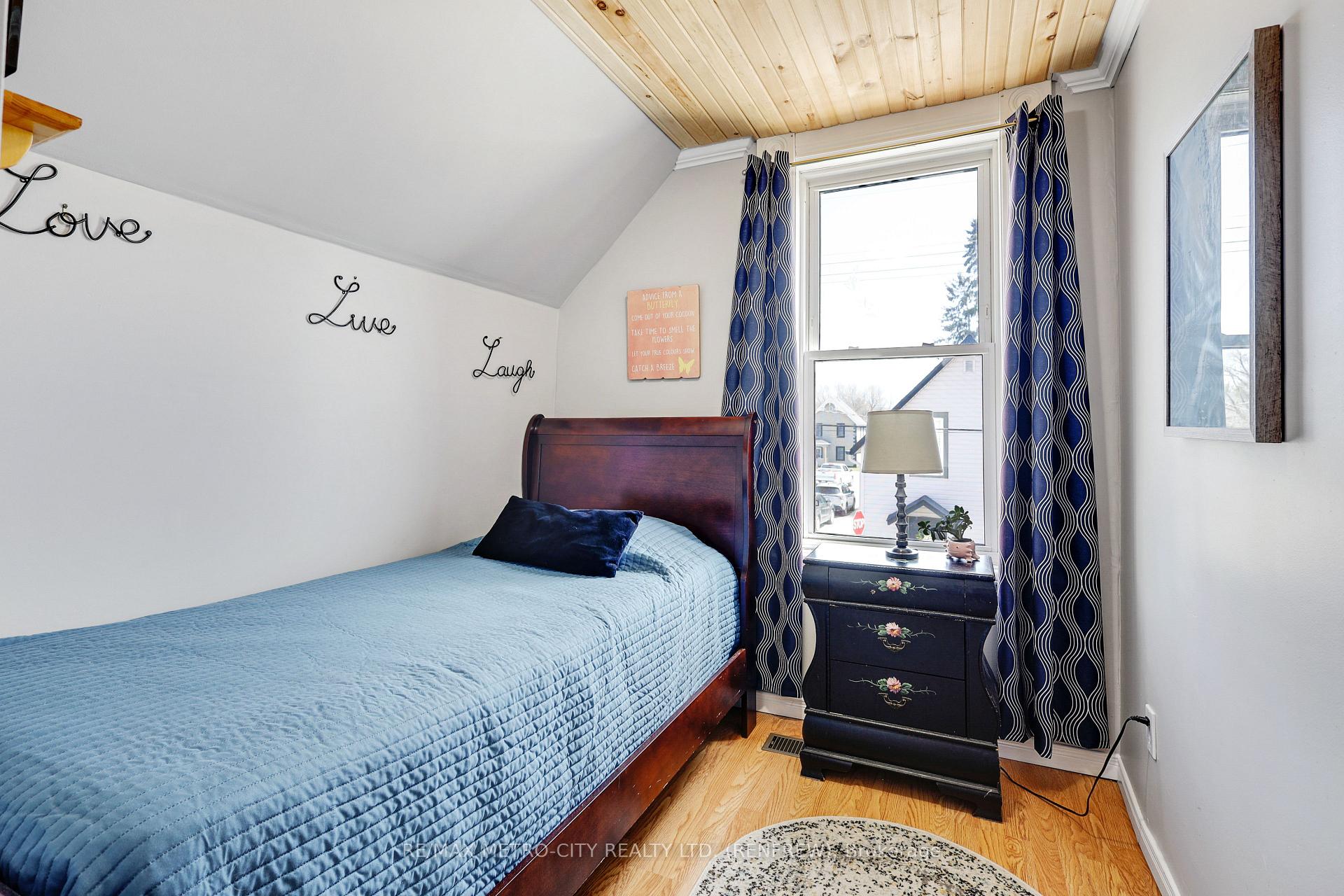 Photo 25 of 81 Tierney Street S, Arnprior — HOMEH