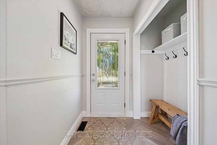 Photo 5 of 1930 Mcnamara Road, Peterborough, Ashburnham Ward 4 — HOMEH