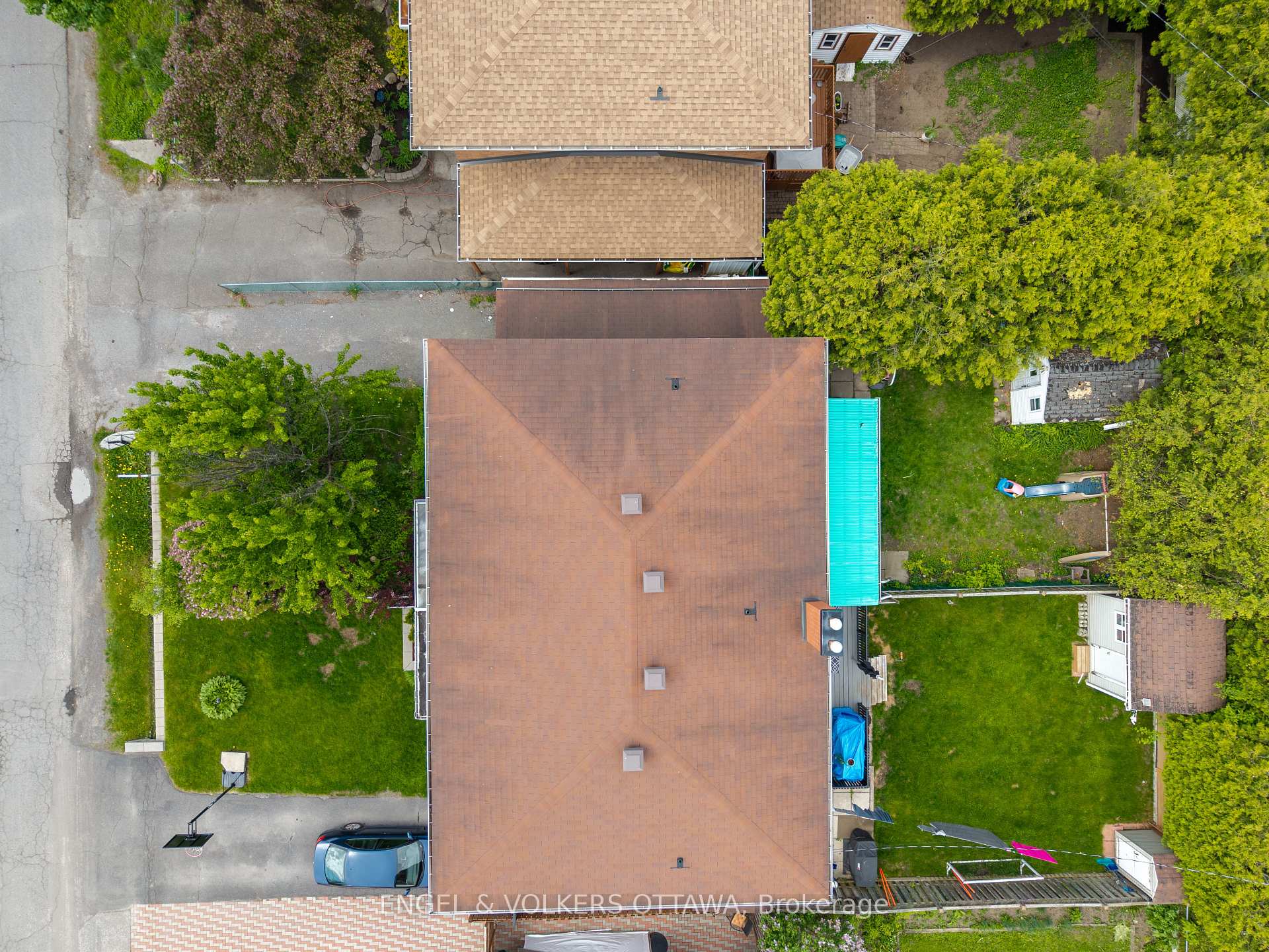 Photo 12 of 369 Zephyr Avenue, Ottawa, Britannia — HOMEH
