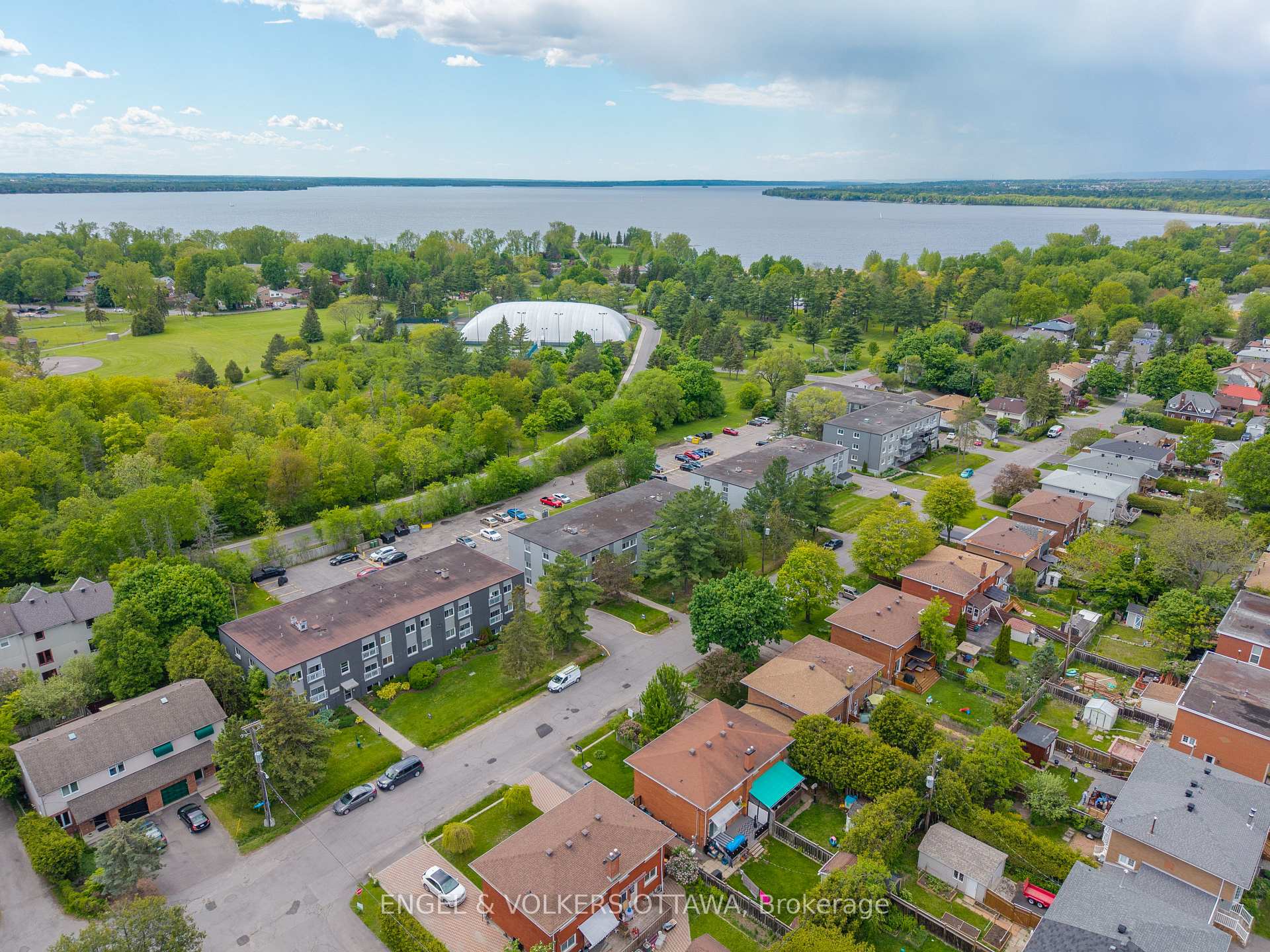 Photo 19 of 369 Zephyr Avenue, Ottawa, Britannia — HOMEH