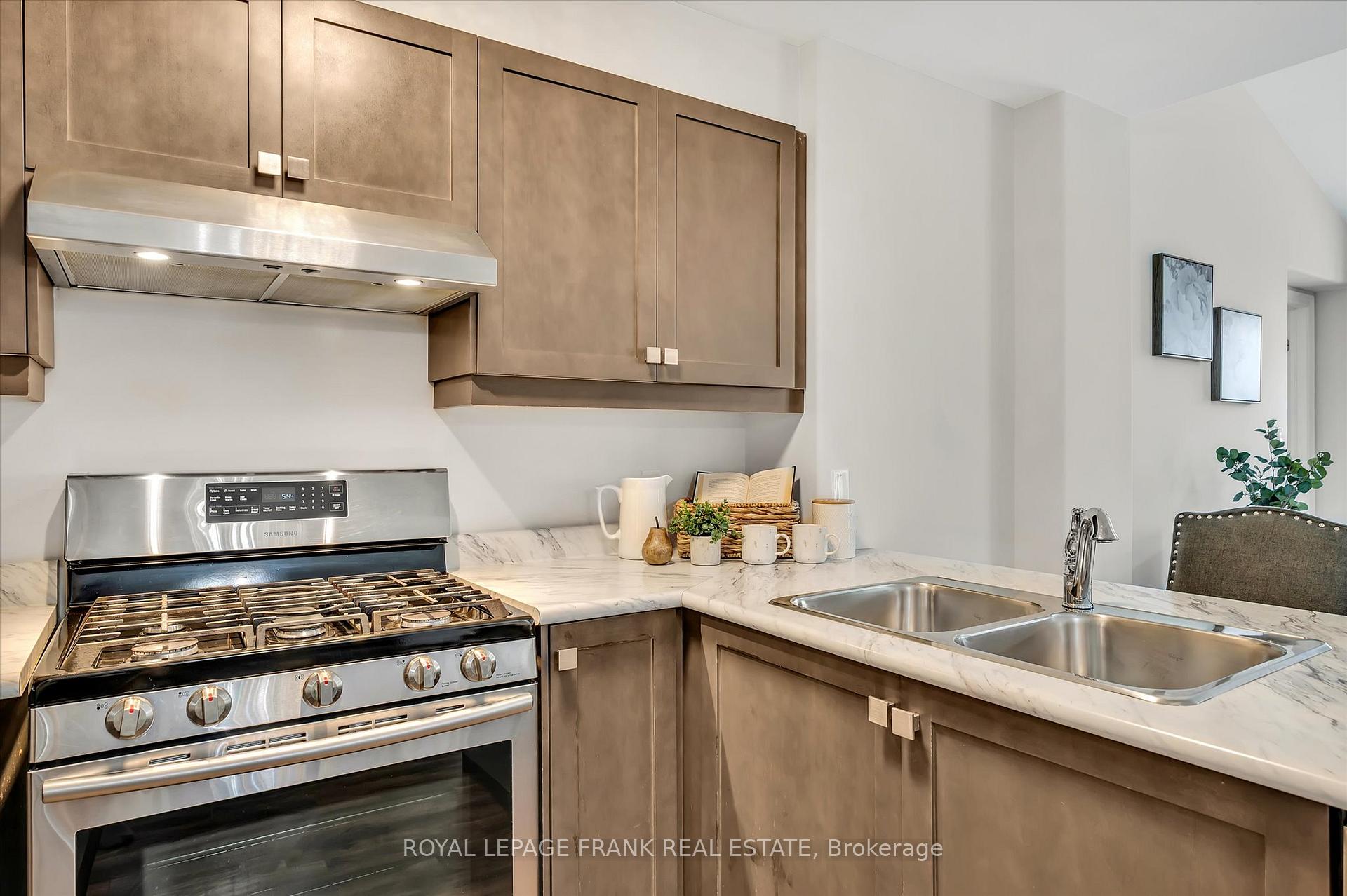 Photo 9 of 562 Grange Way, Peterborough, Northcrest Ward 5 — HOMEH