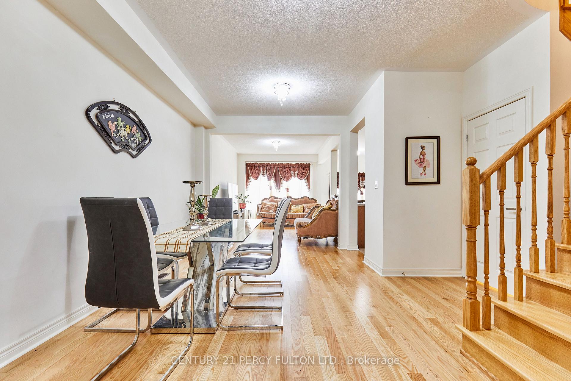 Photo 4 of 1205 Kettering Drive, Oshawa, Eastdale — HOMEH