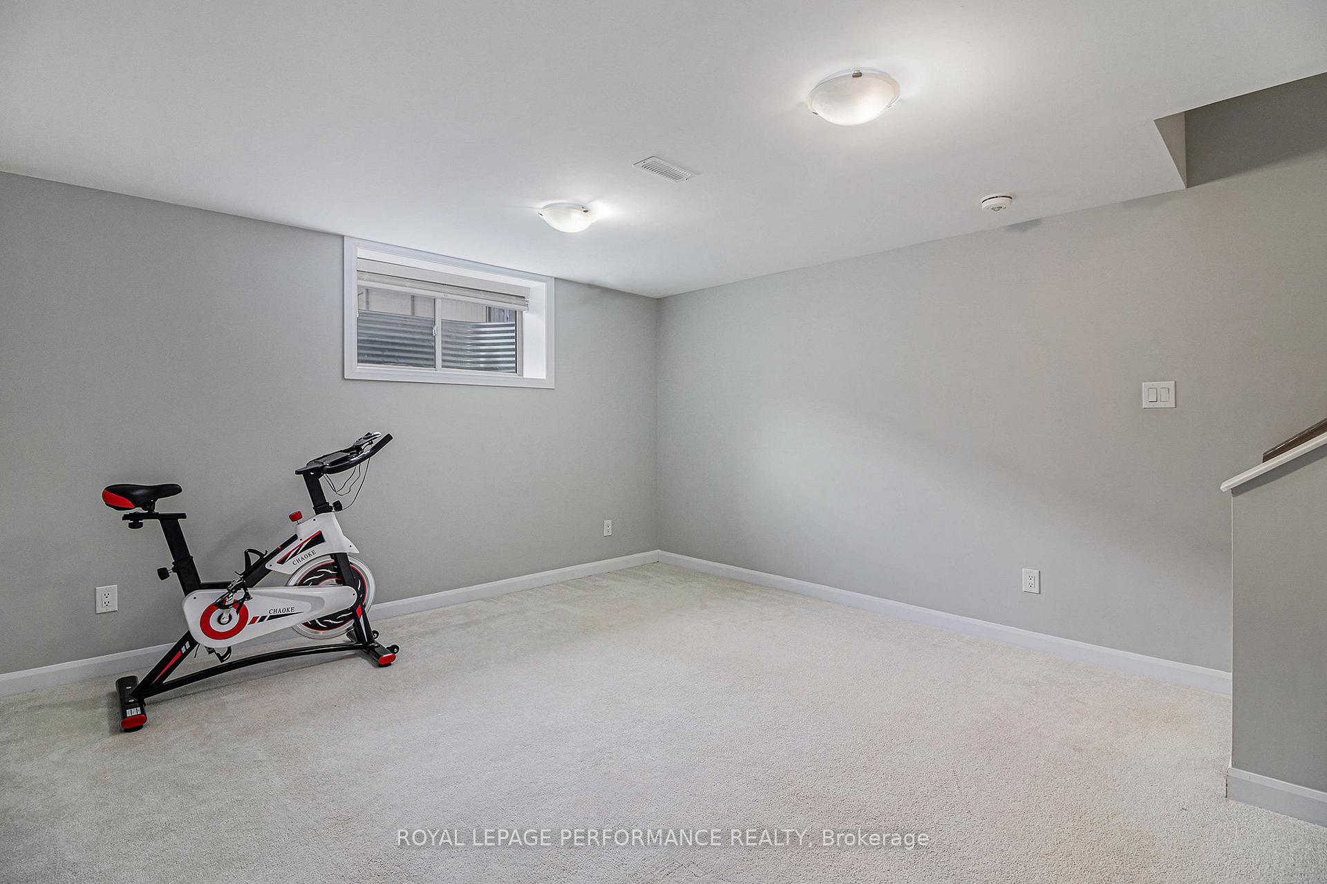 Photo 3 of 577 Decoeur Drive E, Ottawa, Avalon West — HOMEH